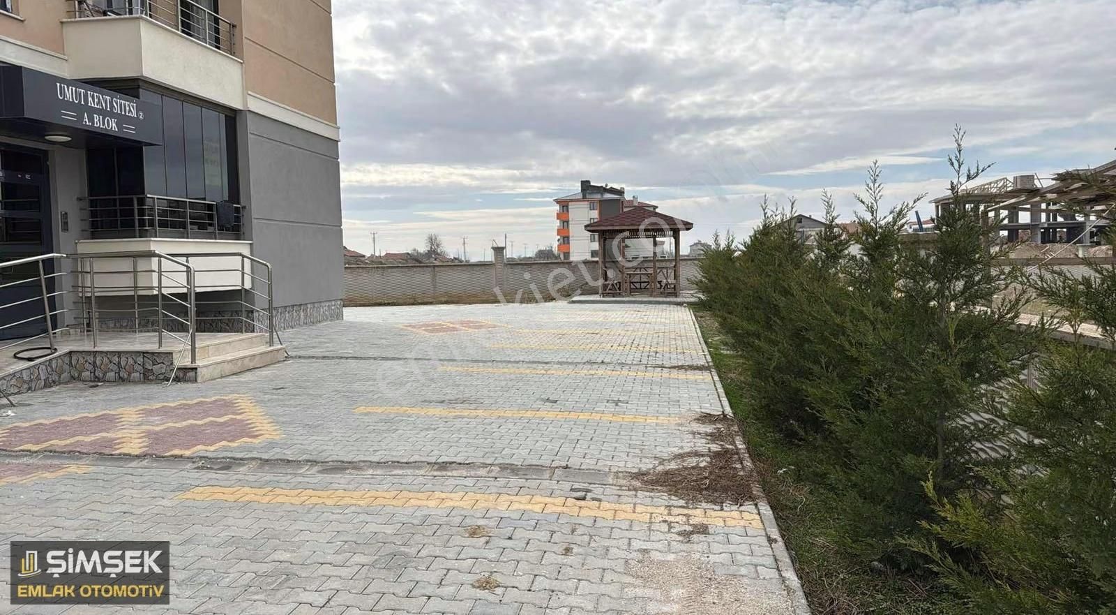 Saraçoğlun Da Satılık Yüksek Giriş 2+1 Daire - Görsel 5