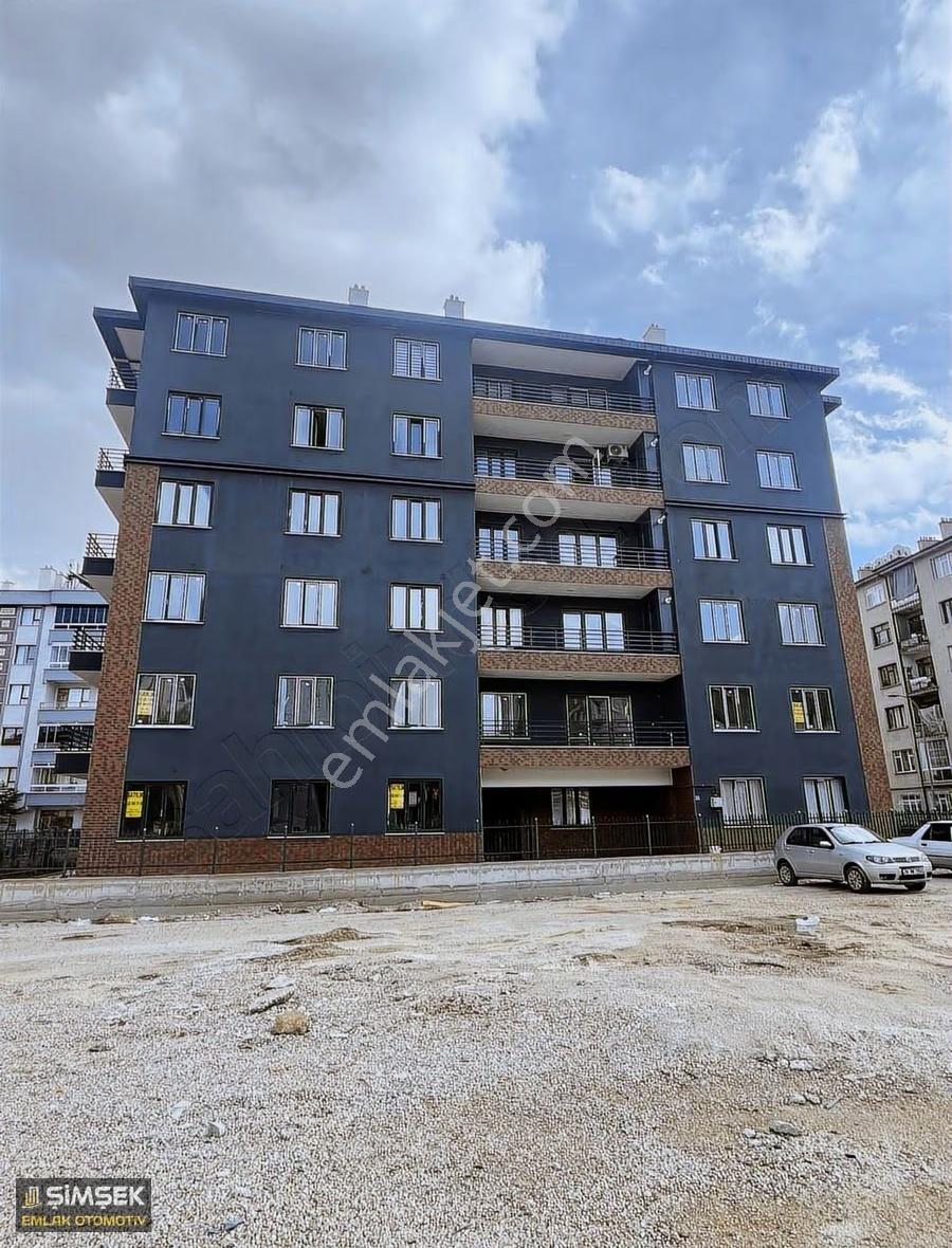 En Tepe Yakını 3+1 Ofis - Görsel 9