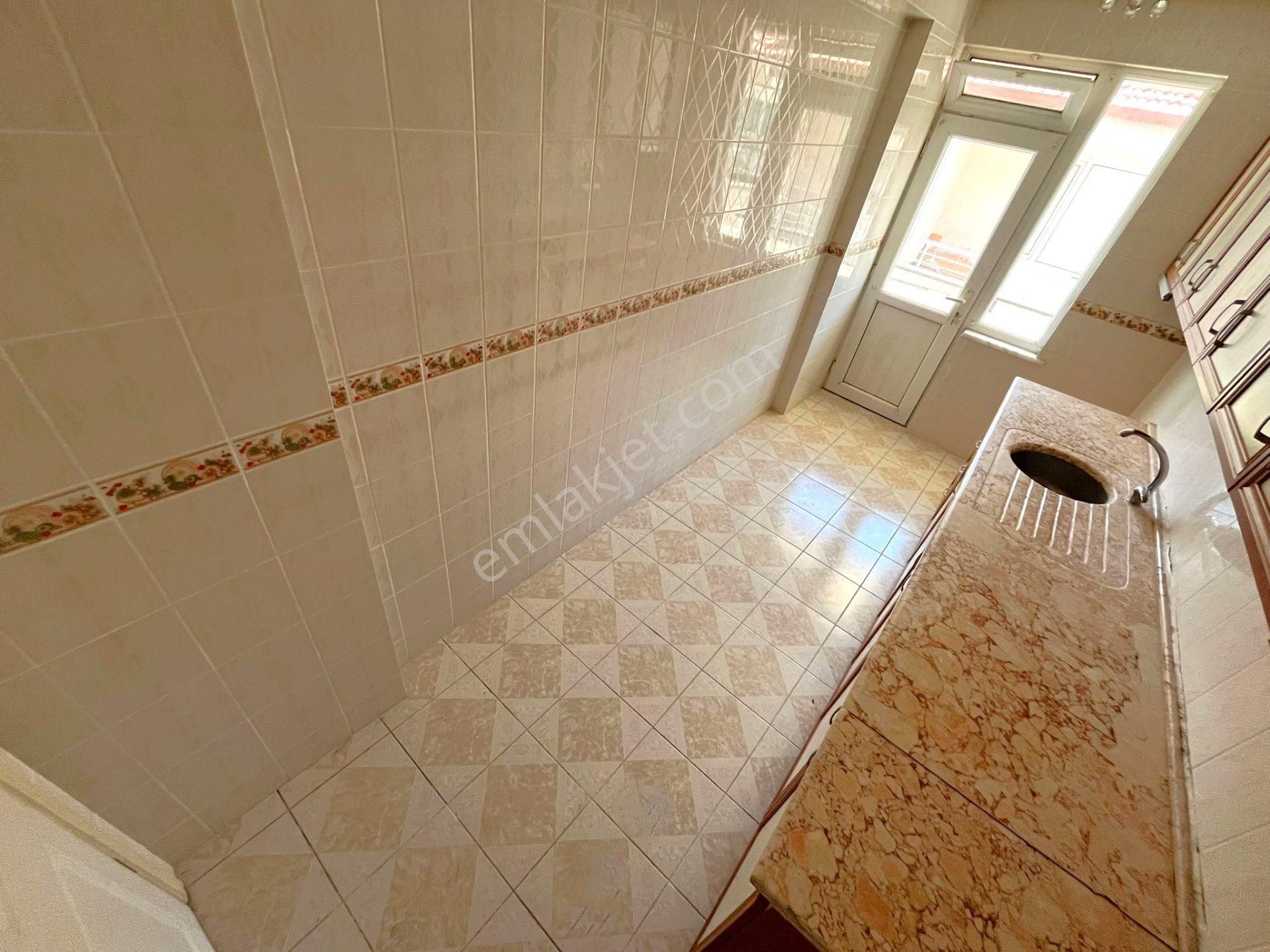🌺aygül Farkı İle Akçay'da🌺 Merkezi Lokasyonda Ayrı Mutfaklı Geniş Çift Balkonlu 2+1 Satılık Daire - Görsel 11