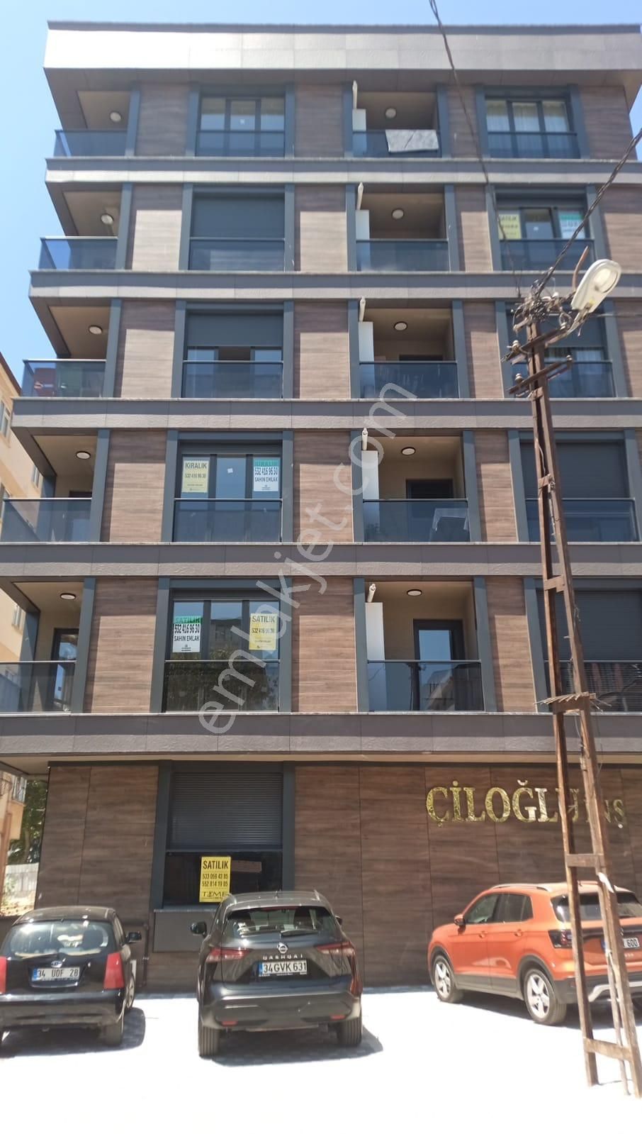 Kartal Çavuşoğlu 2+1 Kombi Asansör Salon+açık Mutfak