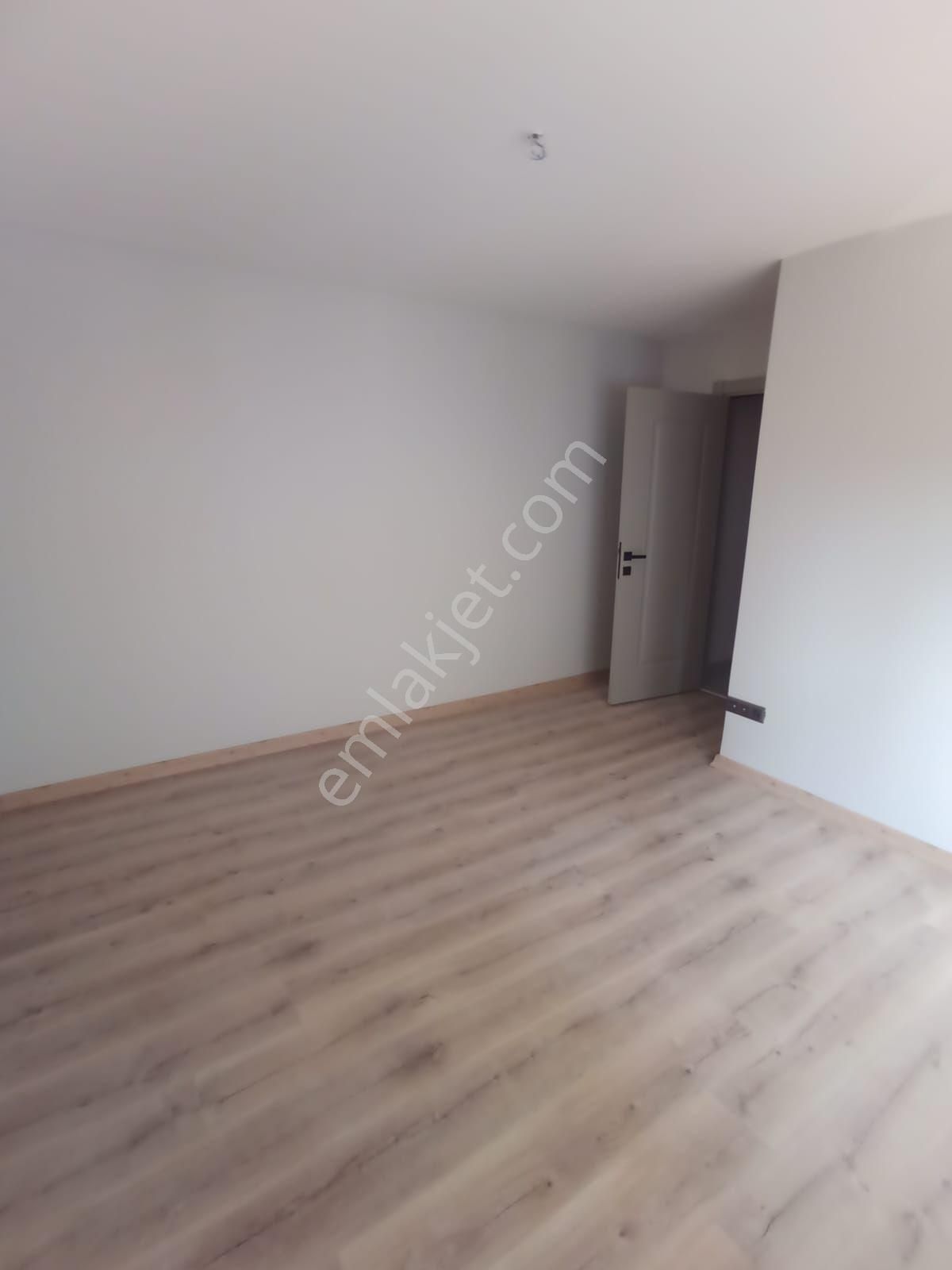 Kartal Çavuşoğlu 2+1 Kombi Asansör Salon+açık Mutfak - Görsel 16