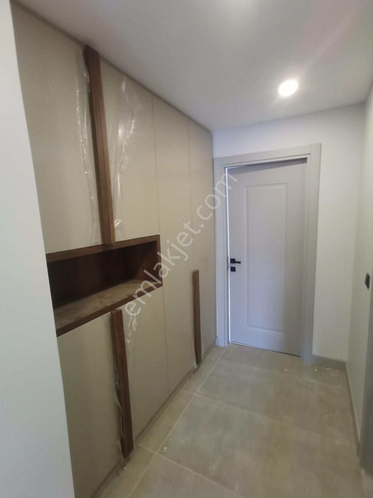 Kartal Çavuşoğlu 2+1 Kombi Asansör Salon+açık Mutfak - Görsel 23