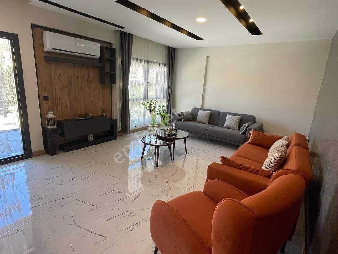 Kuşadası Ege Mahallesinde Elit Güvenlikli Havuzlu Otoparklı Sitede Arakat 3+1 Doğalgazlı - Görsel 19