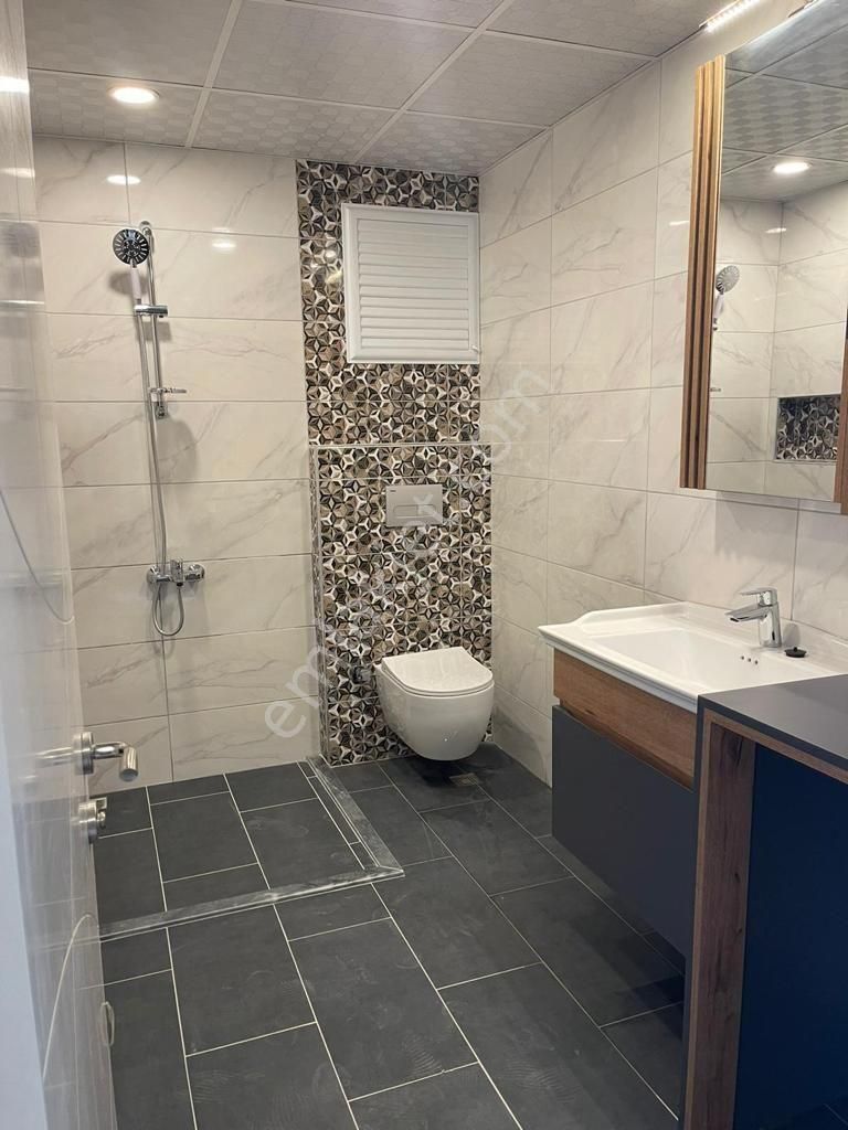 Kuşadası Ege Mahallesinde Elit Güvenlikli Havuzlu Otoparklı Sitede Arakat 3+1 Doğalgazlı - Görsel 20