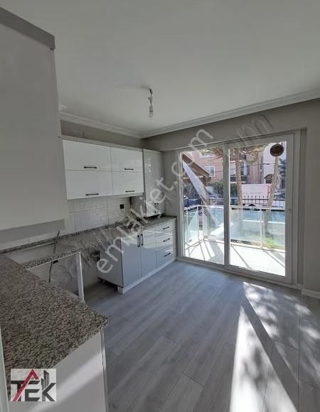 Osmangazi De Müstakil Tadında Geniş Balkonlu 3+1 Satılık - Görsel 11