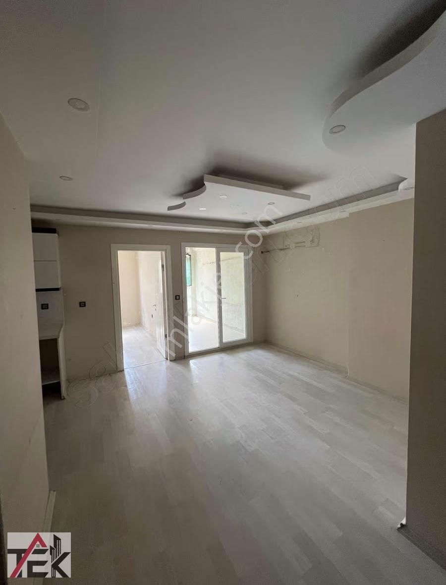 Bayraklı Çiçek Mh İzban Yakını 2+1 Geniş Kiralık Daire