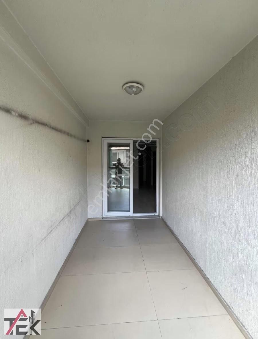 Bayraklı Çiçek Mh İzban Yakını 2+1 Geniş Kiralık Daire - Görsel 4