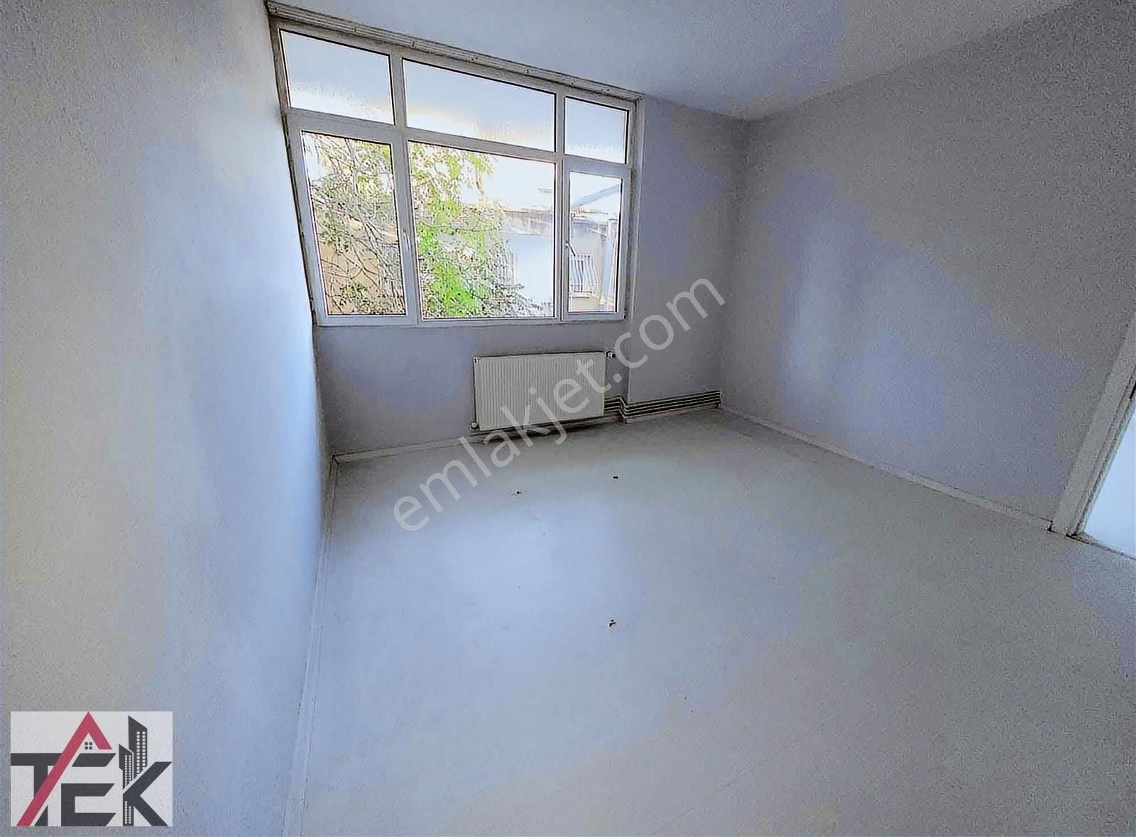 Merkezi Konumda Karataş Tramvayına Yakın Kiralık 2+1 Daire - Görsel 24