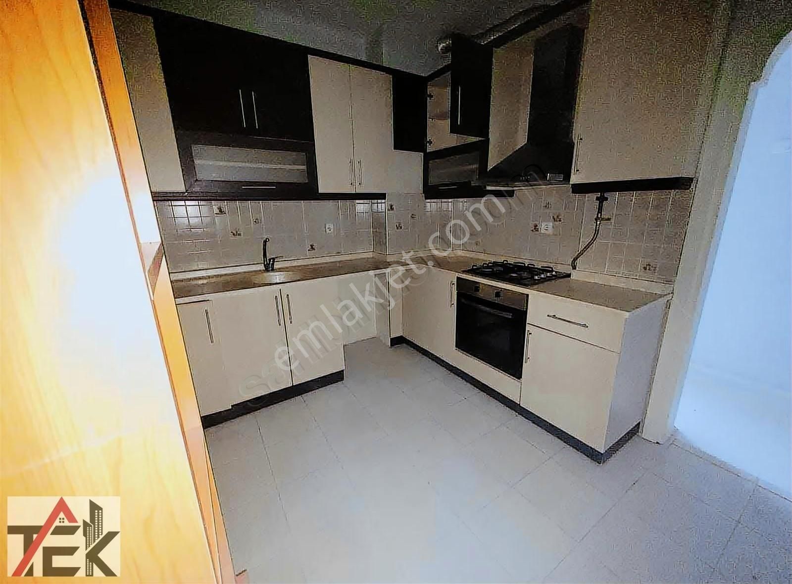 Merkezi Konumda Karataş Tramvayına Yakın Kiralık 2+1 Daire - Görsel 27