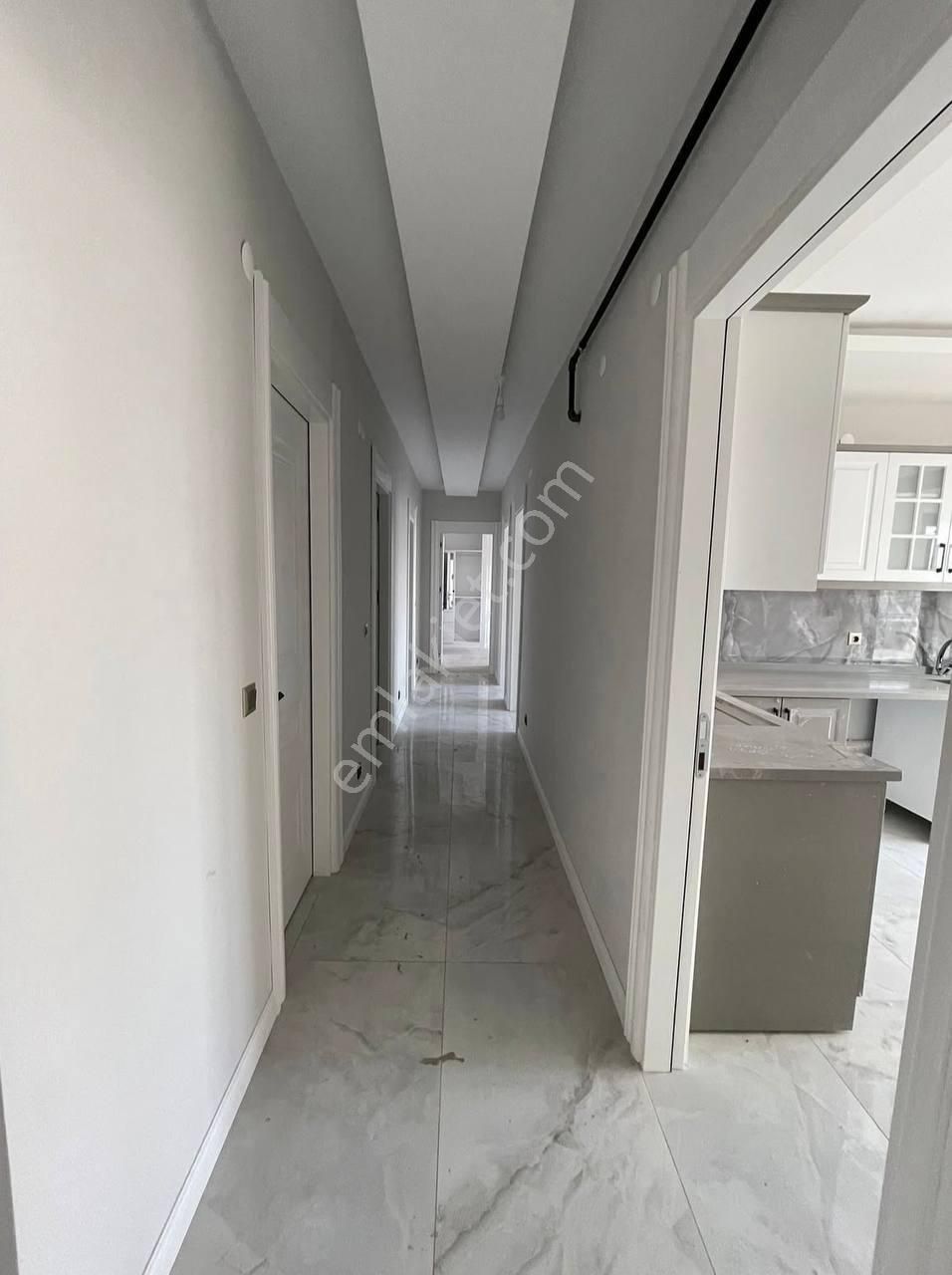 Sahibinden Sultangazi'de Kiralık 2+1 Daire Sahibi İletişim: 𝑂𝟧3𝟕' - 244' - 𝑂4𝟧1' ✔️ - Görsel 4