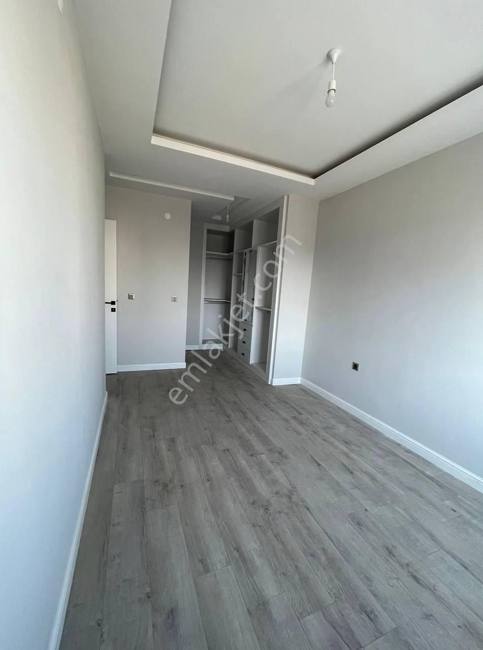 Sahibinden Sultangazi'de Kiralık 2+1 Daire Sahibi İletişim: 𝑂𝟧3𝟕' - 244' - 𝑂4𝟧1' ✔️ - Görsel 8