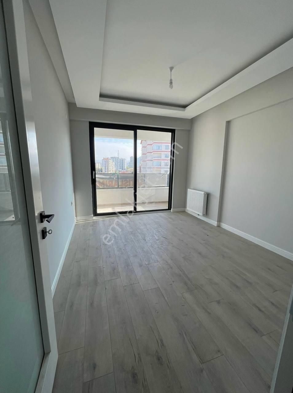 Sahibinden Sultangazi'de Kiralık 2+1 Daire Sahibi İletişim: 𝑂𝟧3𝟕' - 244' - 𝑂4𝟧1' ✔️ - Görsel 7