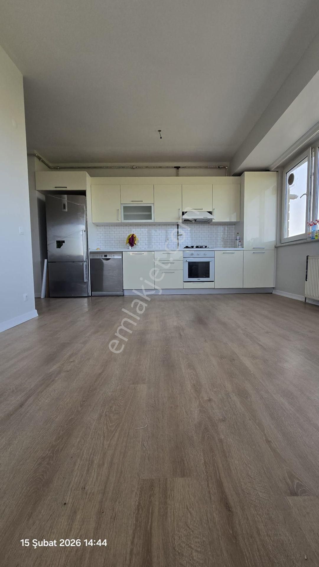 Dumankaya Dizayn Sitesinde Ara Kat Eşyalı Kiralık 2+1 Daire. - Görsel 6