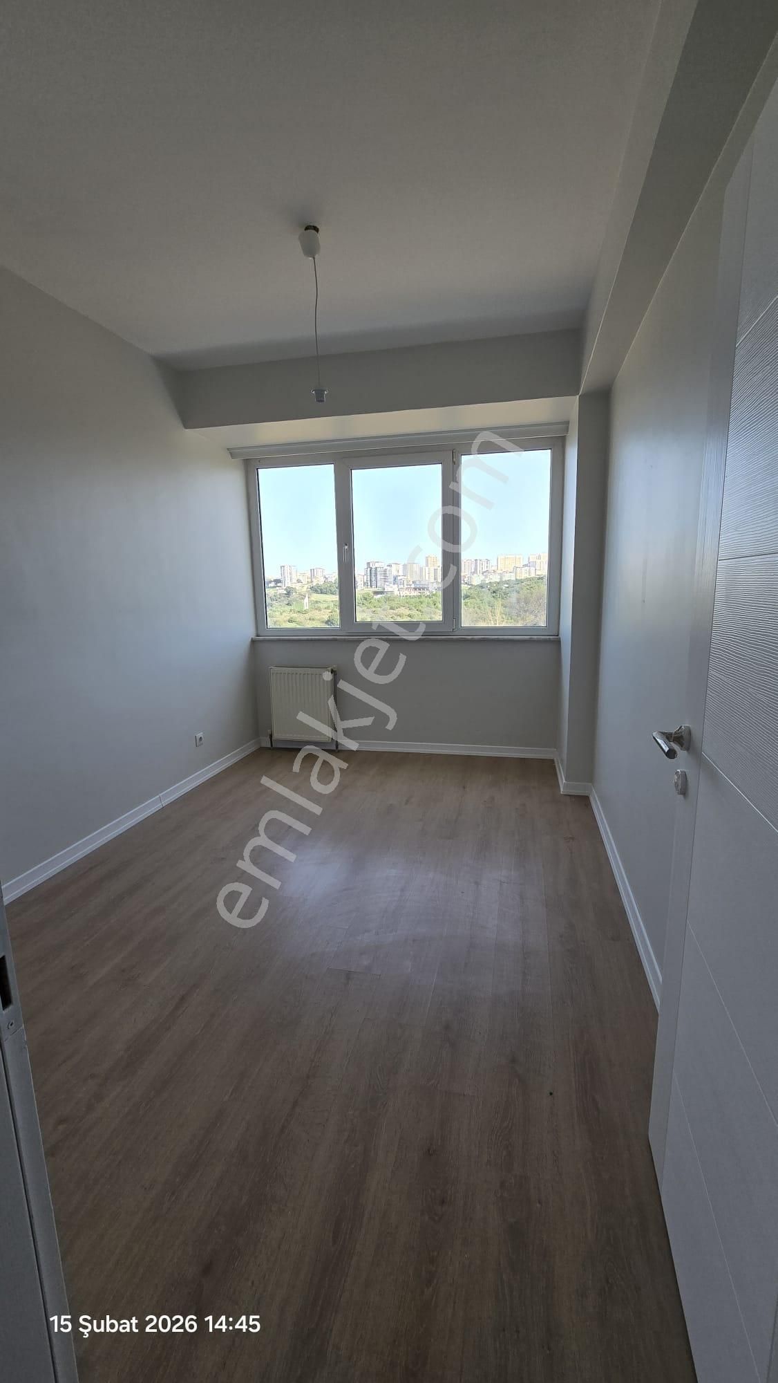 Dumankaya Dizayn Sitesinde Ara Kat Eşyalı Kiralık 2+1 Daire. - Görsel 3