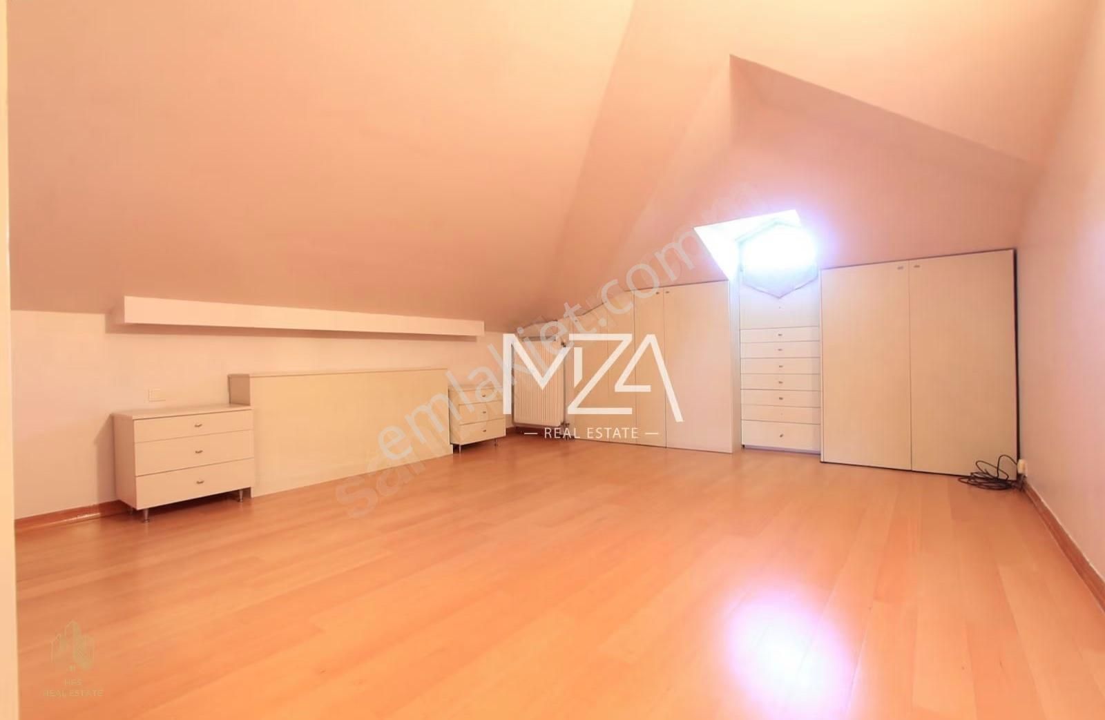 Kuruçeşme Üst Kısmında Boğaz Manzaralı Kiralık Özel Daire 2,5+1 - Görsel 2