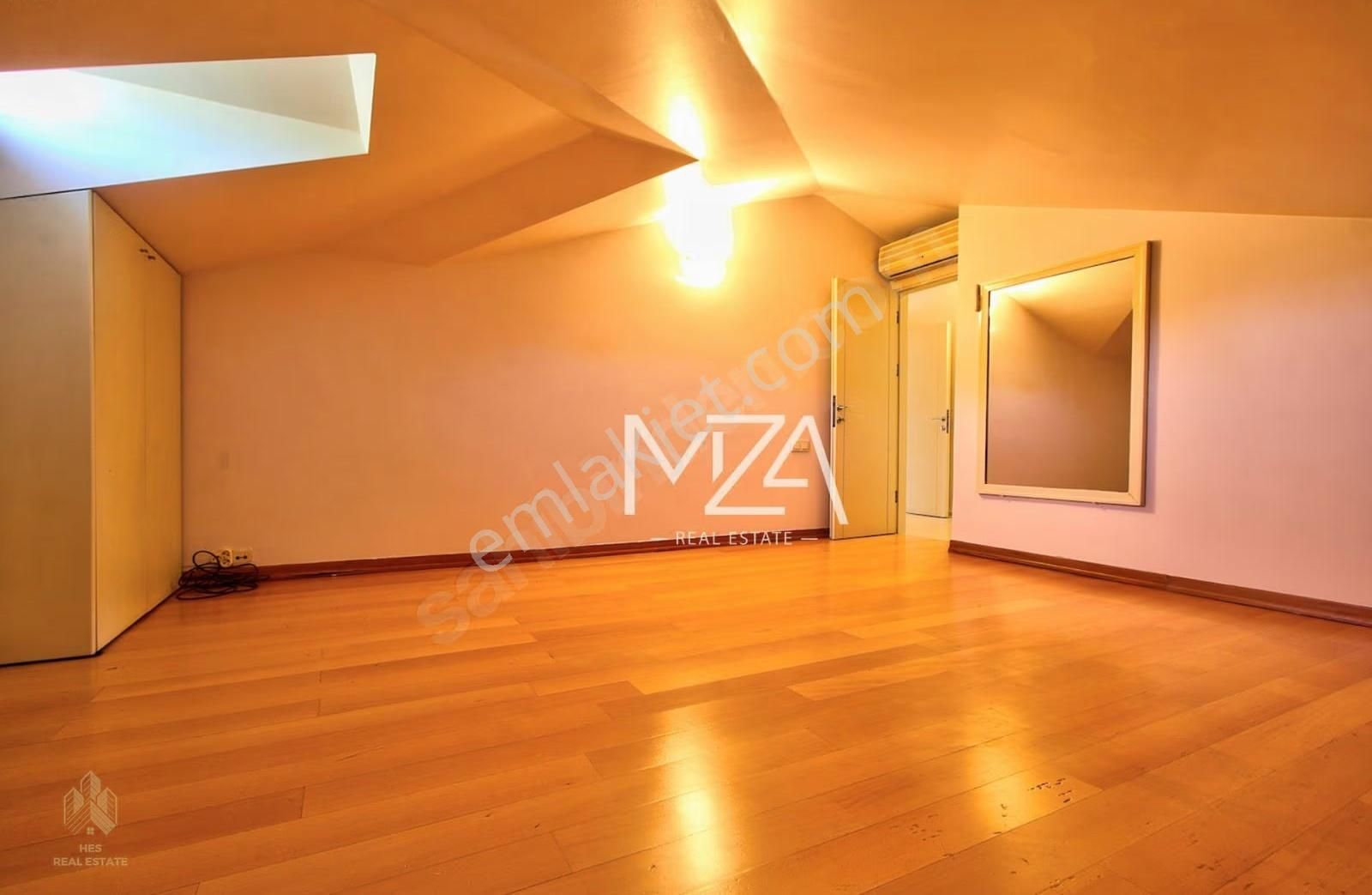 Kuruçeşme Üst Kısmında Boğaz Manzaralı Kiralık Özel Daire 2,5+1 - Görsel 12