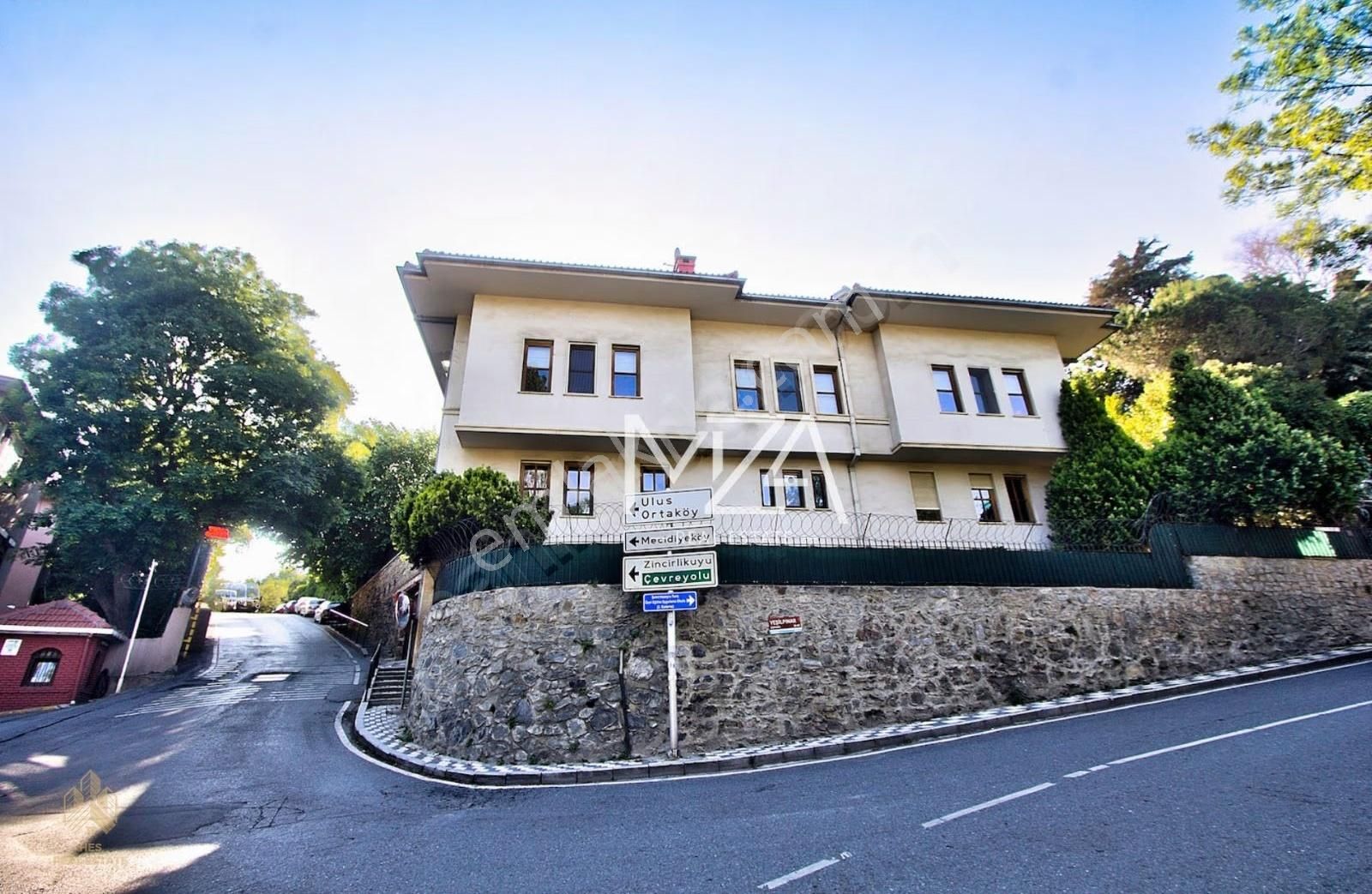 Kuruçeşme Üst Kısmında Boğaz Manzaralı Kiralık Özel Daire 2,5+1