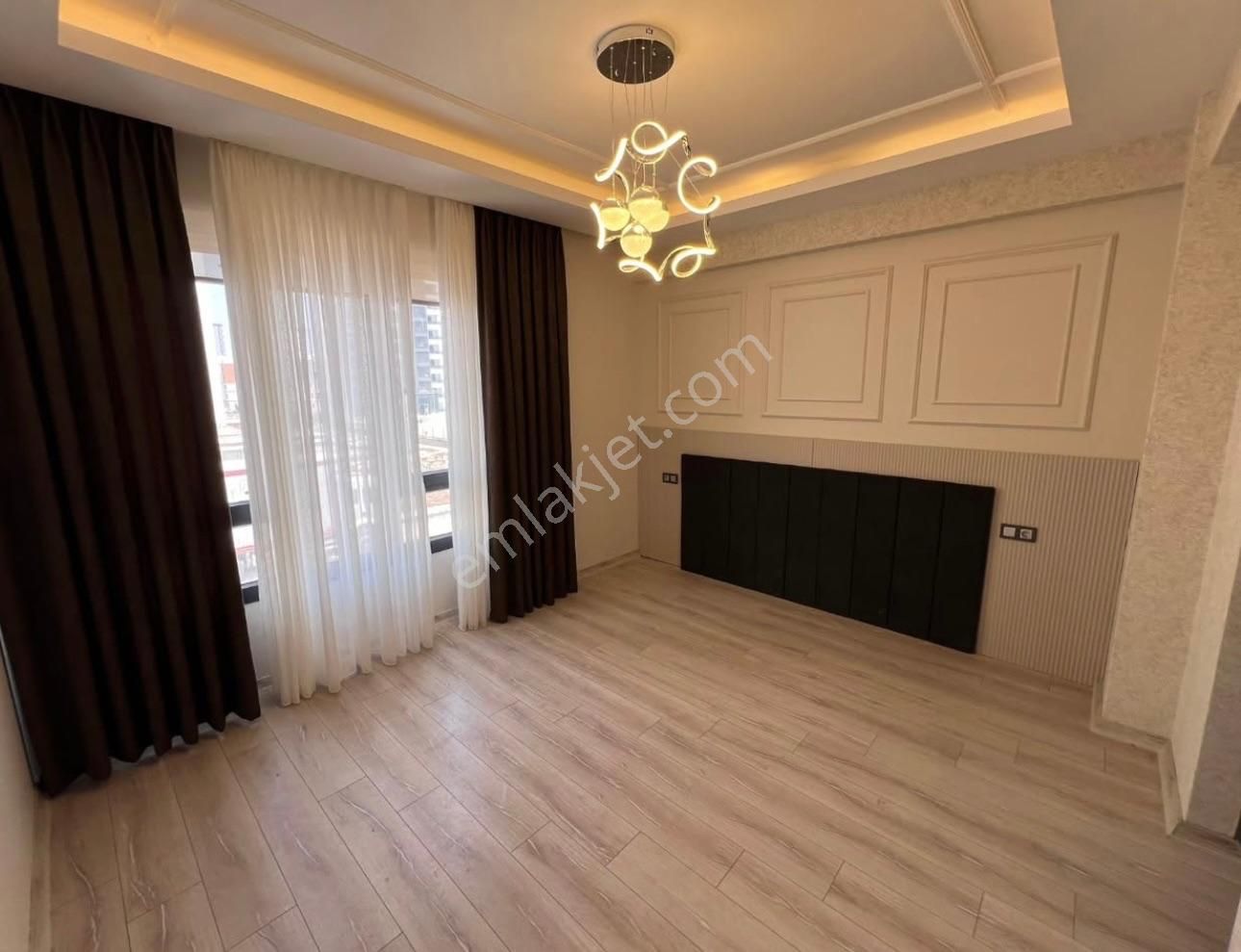 Karşıyaka'da Sahibinden Kiralık 2+1 Daire Sahibi İletişim: 𝑂𝟧3𝟕' - 244' - 𝑂4𝟧1' ✔