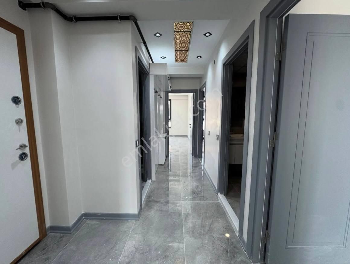 Kadıköy Eğitim Mah Kiralık 2+1 Daire Sahibi İletişim: 𝑂𝟧3𝟕' - 244' - 𝑂4𝟧1' ✔️ - Görsel 11