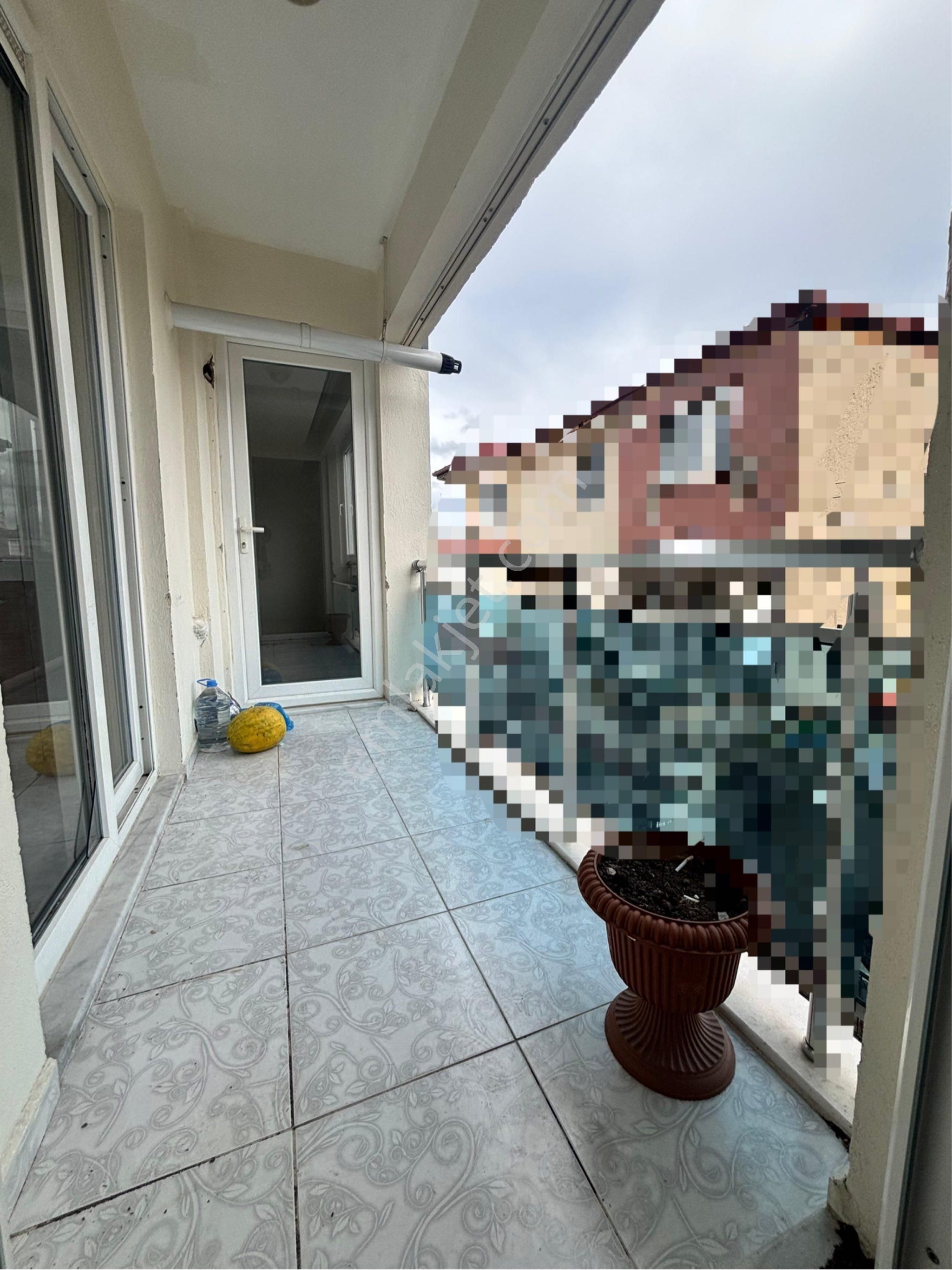 Karamanda Asansörlü Arakat 2+1 110 M2 10 Yıllık Satılık Daire - Görsel 6