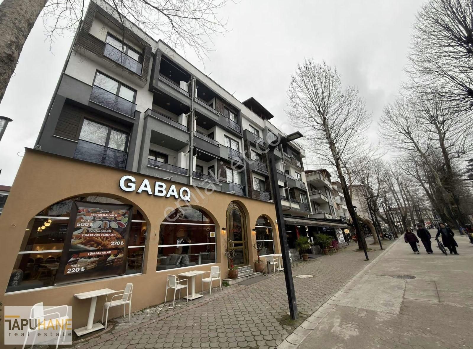 Tapuhaneden Merkezde 2+1 Ara Kat - Görsel 14