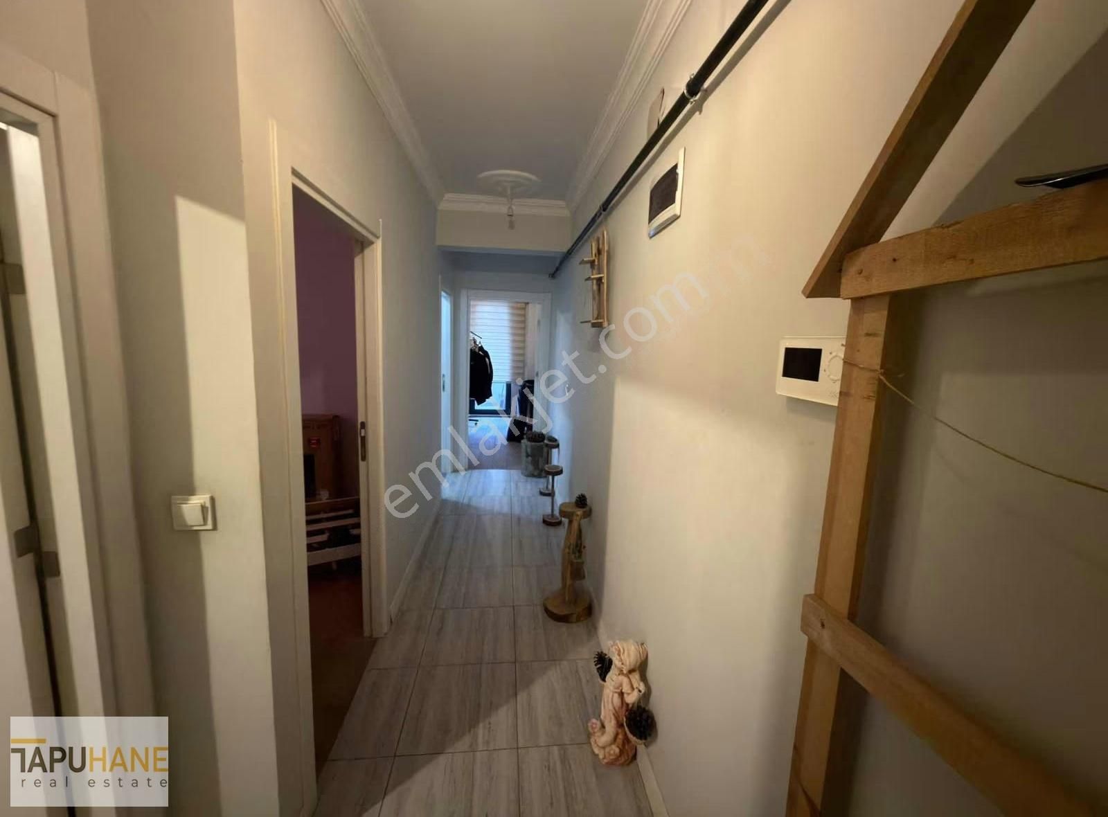 Tapuhaneden Merkezde 2+1 Ara Kat - Görsel 12