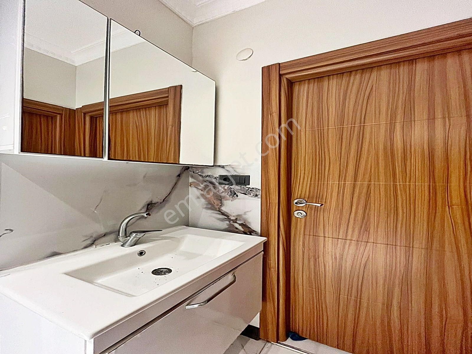 Esenyurt Meydana Yürüme Mesafesinde 2+1 Lüks Dekrolu Giriş Katı !!! - Görsel 20