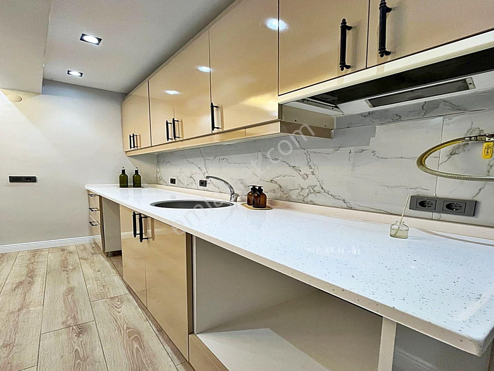 Merkezi Konumda Krediye Uygun 3+2 Lüks Dekorlu Dubleks Daire !!! - Görsel 8