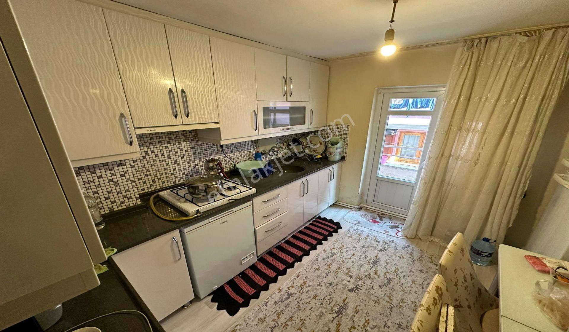 Pınarbaşı Hastane Yakını Kat Konumunda Altı Daire 3+1 Balkonlu - Görsel 15