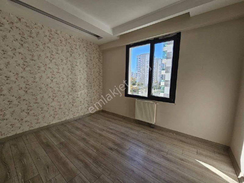 Bağcılar'da Sahibinden Kiralık 2+1 Daire Sahibi İletişim: 𝑂𝟧3𝟕' - 244' - 𝑂4𝟧1' ✅ - Görsel 11