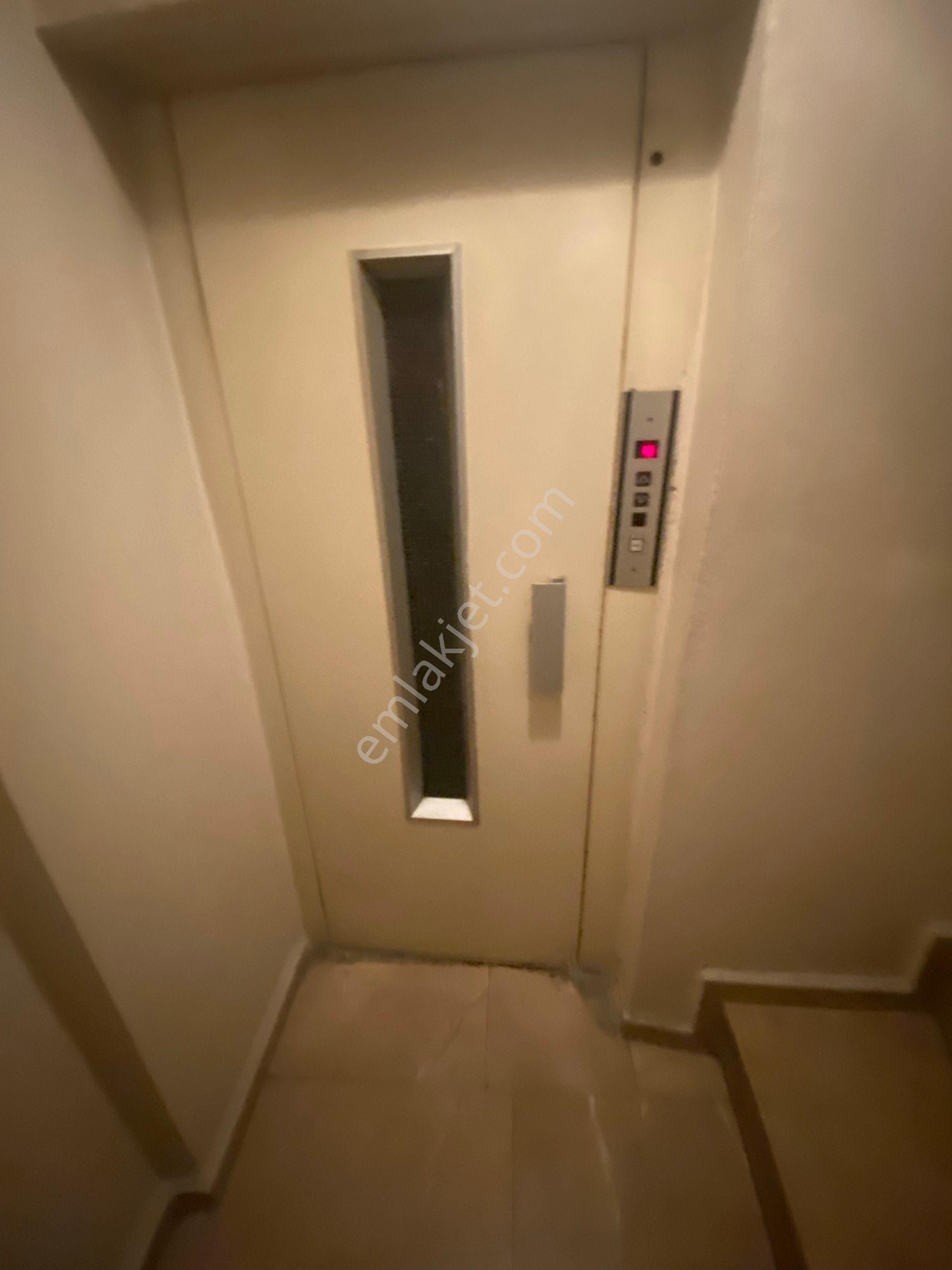 Cihangir Emlaktan Altıparmak Caddeye Çok Yakın Konumda Asansörlü Satılık Kelepir Daire - Görsel 23