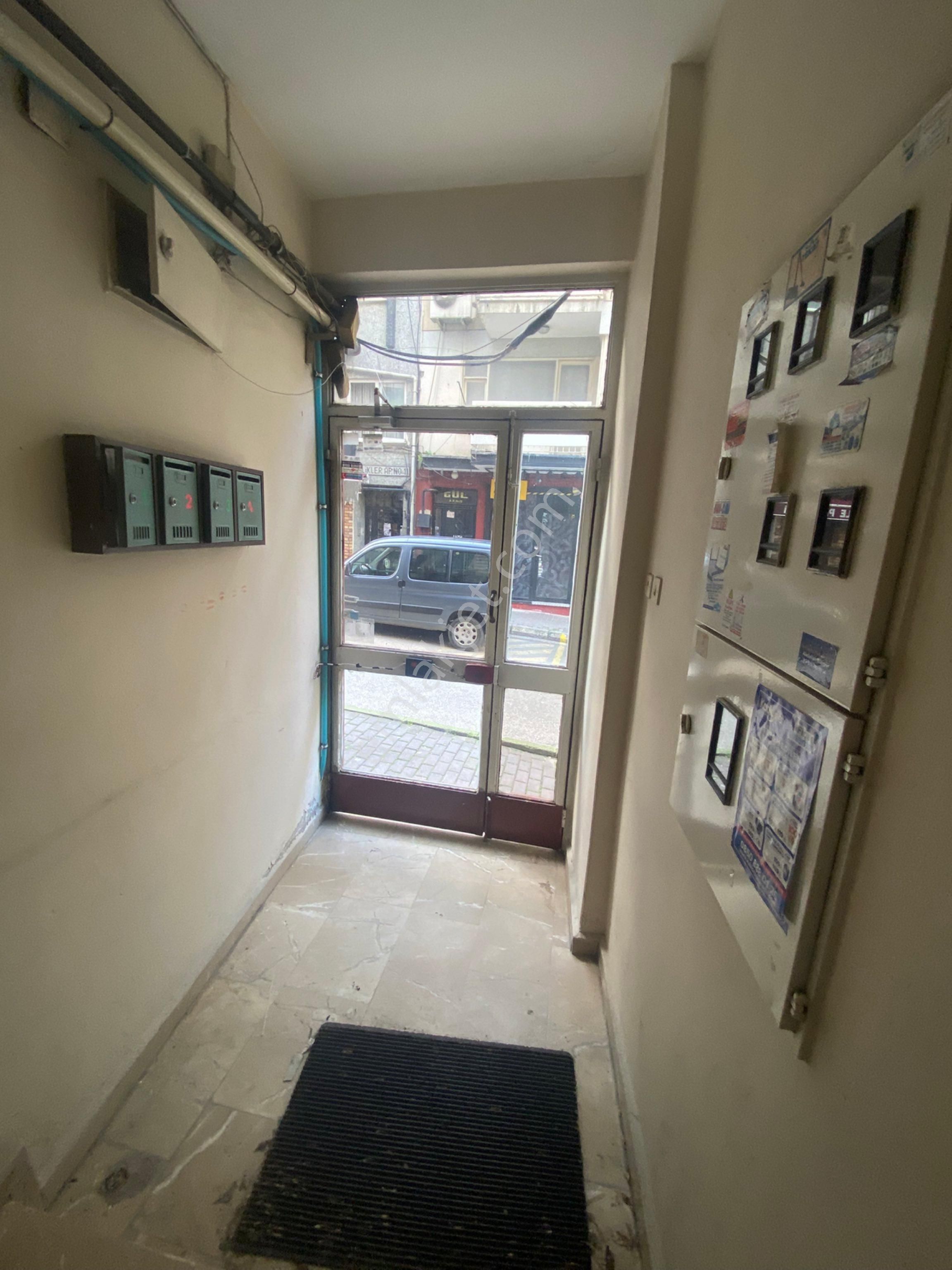 Cihangir Emlaktan Altıparmak Caddeye Çok Yakın Konumda Asansörlü Satılık Kelepir Daire - Görsel 24