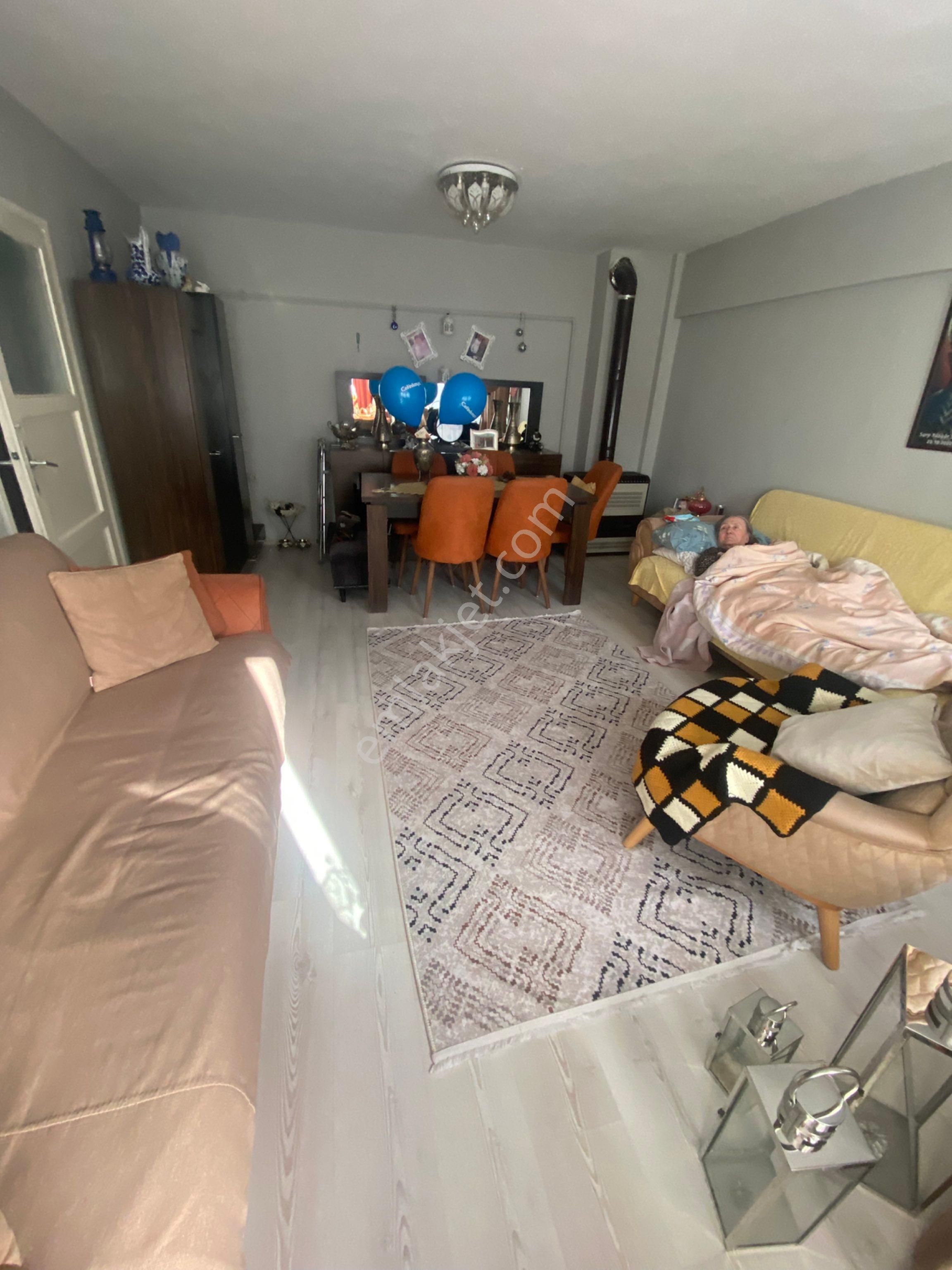 Cihangir Emlaktan Altıparmak Caddeye Çok Yakın Konumda Asansörlü Satılık Kelepir Daire - Görsel 4