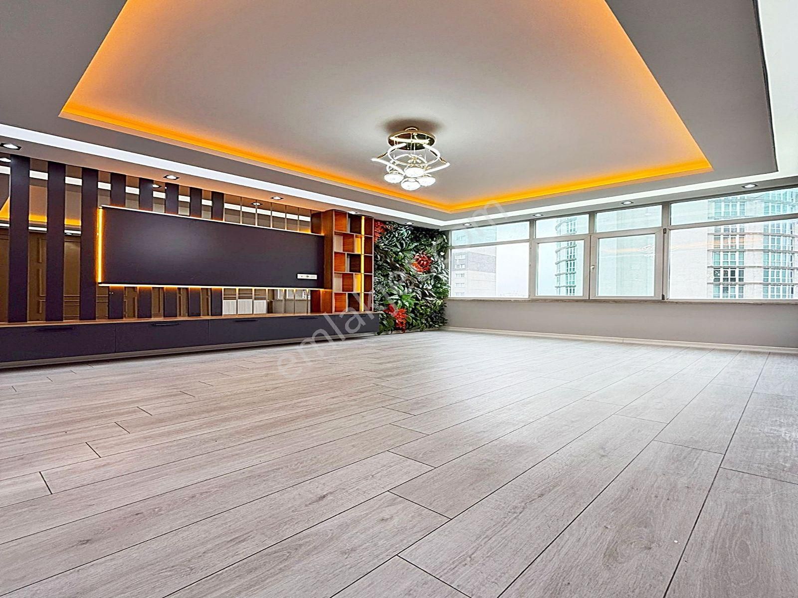 Esenyurt Yeşilkent Mahallesinde Site İçerisinde Ebeveyn Banyolu 2+1 Daire - Görsel 21