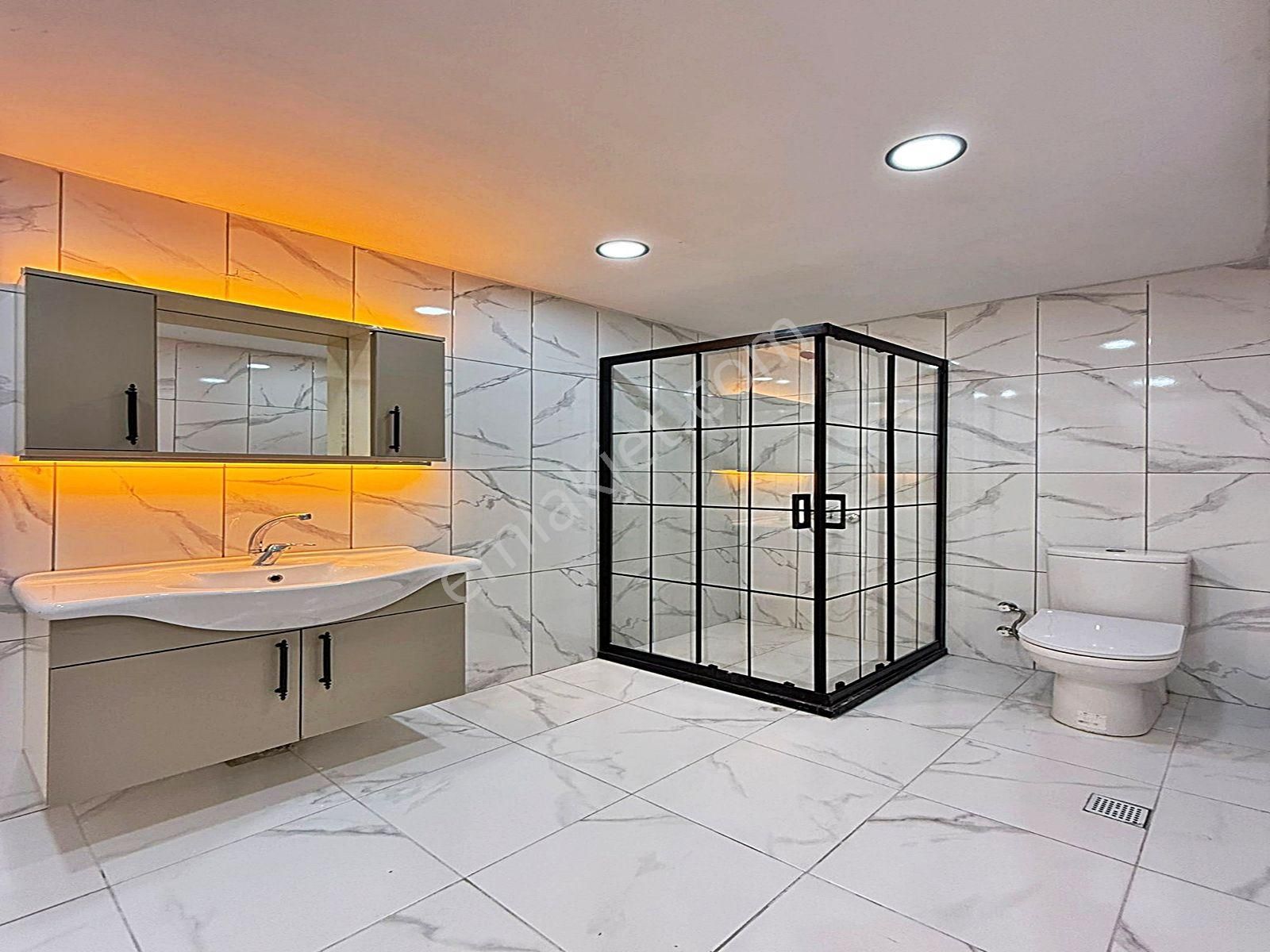 Esenyurt Yeşilkent Mahallesinde Site İçerisinde Ebeveyn Banyolu 2+1 Daire - Görsel 6