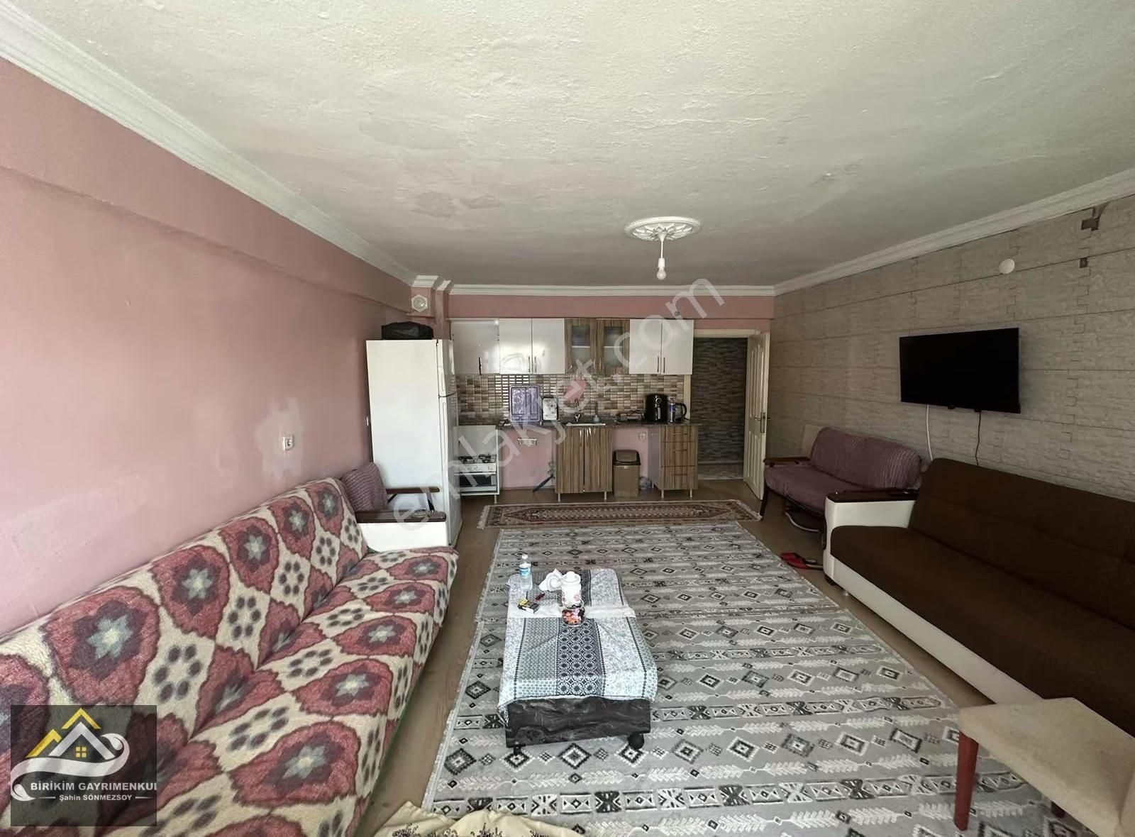 Merkezde 2+1 Satılık Daire