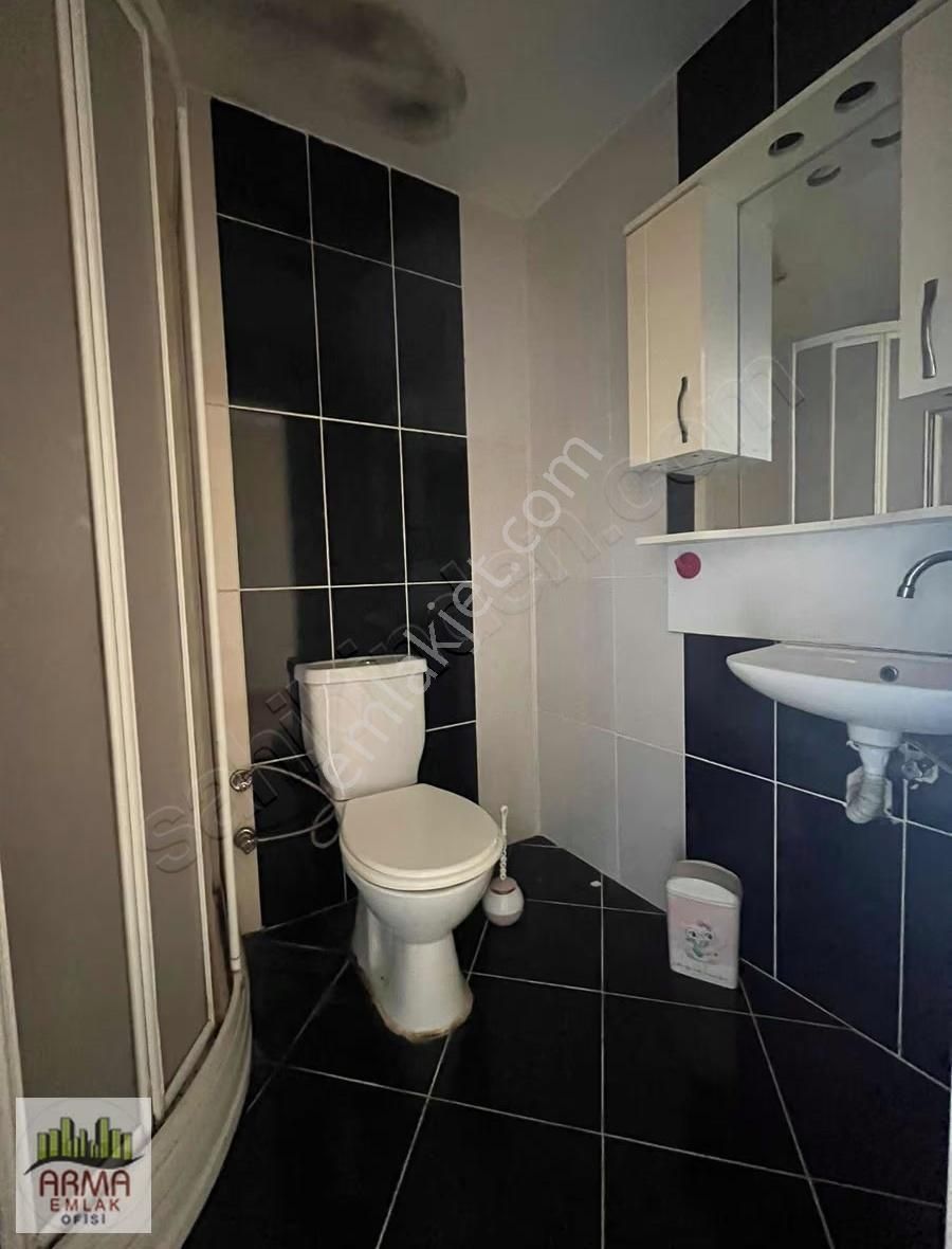 Hürriyet Mah. İnci Evleri Ebeveyn Banyolu Kiralık 3+1 Daire - Görsel 2