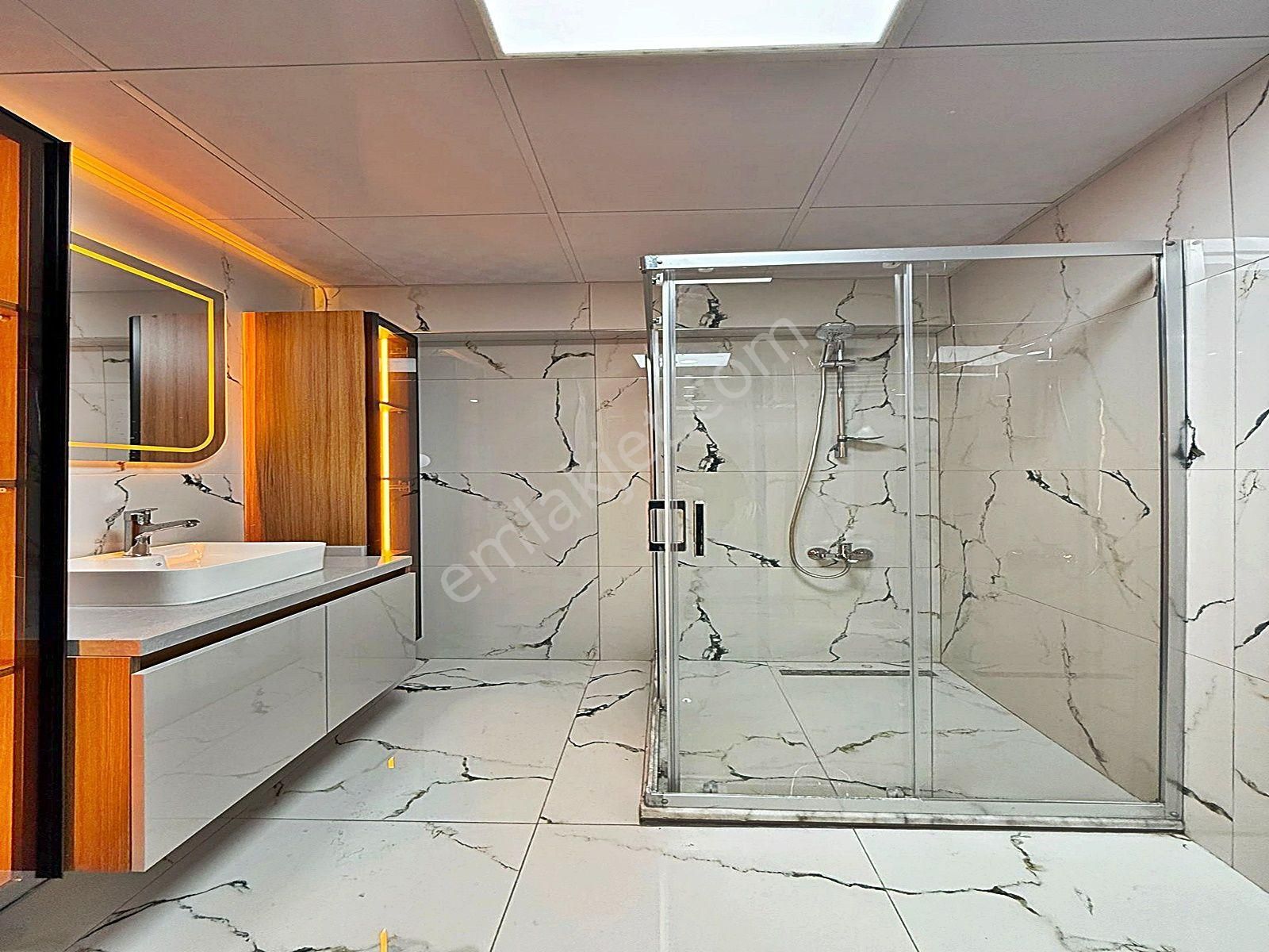 Beylikdüzü Barış Mahallesi'de Site İçinde 2+1 Ultra Lüks Daire - Görsel 22