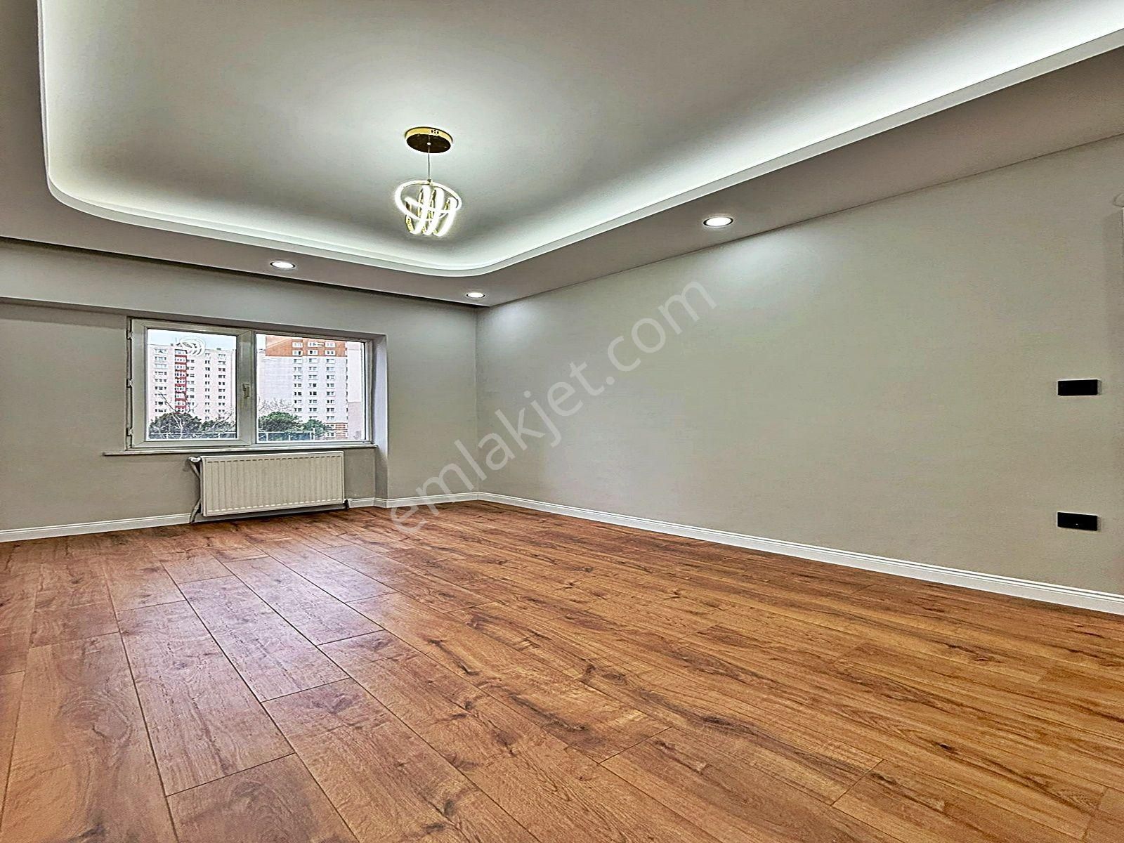 Beylikdüzü Barış Mahallesi'de Site İçinde 2+1 Ultra Lüks Daire - Görsel 21