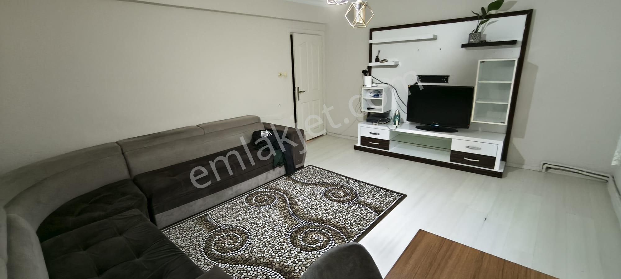 Kiralık Oda ( Ev Arkadaşı)