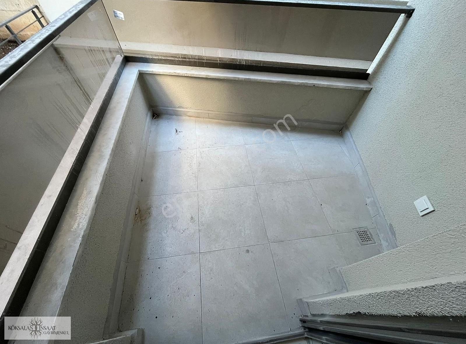 Küçükyalı Çamlık Sıfır Binada Emsalsiz Genişlikte 1.kat Balkonlu - Görsel 4