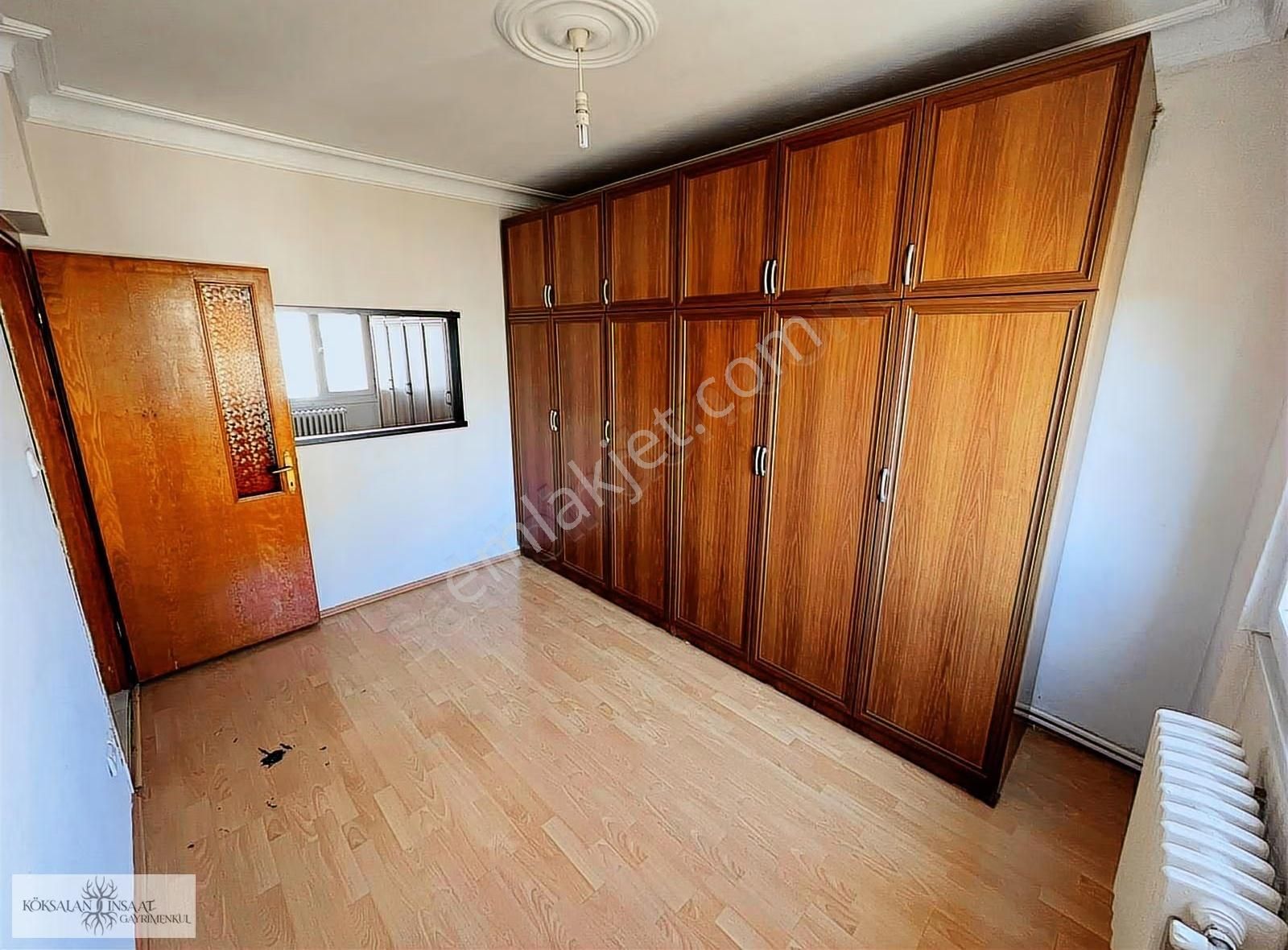 Köksalandan İçerenköy'de Site Özellikli Binada Ön Köşe 6. Kat - Görsel 13