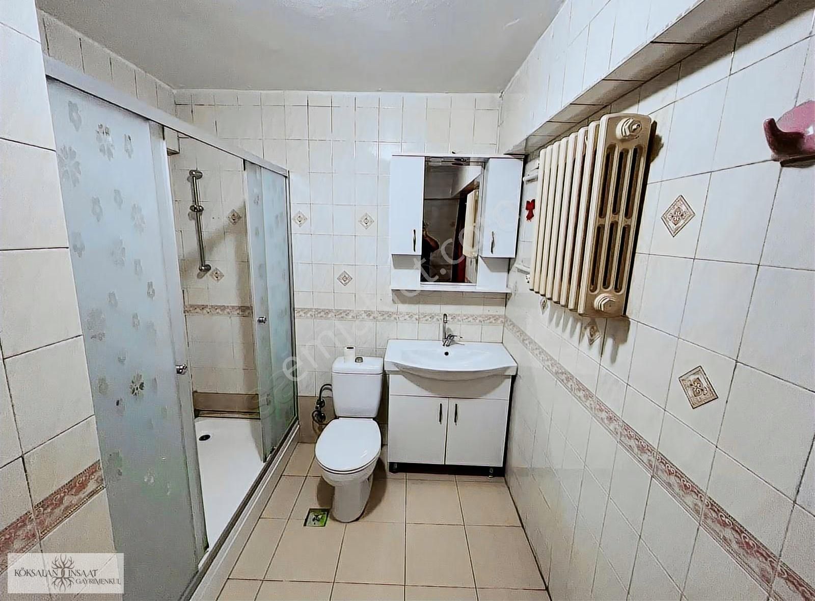 Köksalandan İçerenköy'de Site Özellikli Binada Ön Köşe 6. Kat - Görsel 15