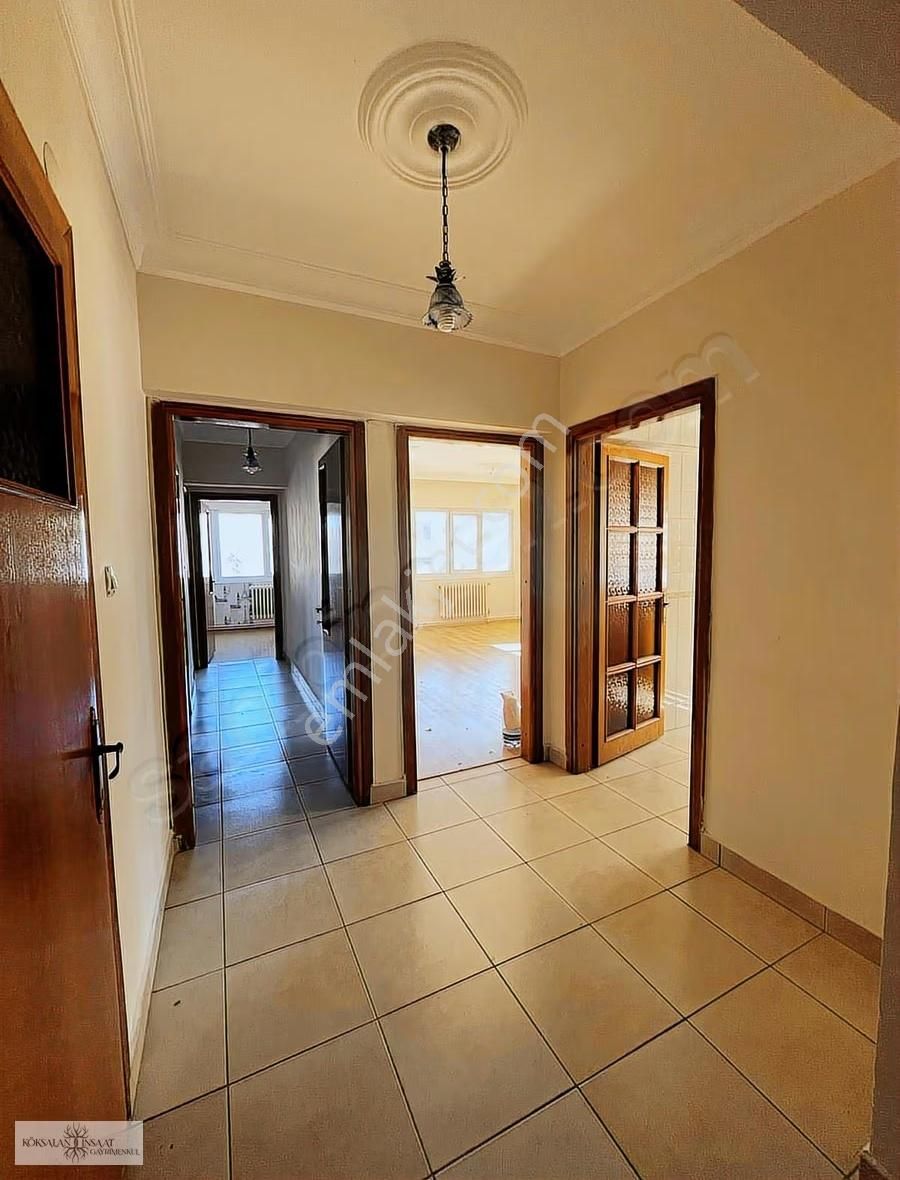 Köksalandan İçerenköy'de Site Özellikli Binada Ön Köşe 6. Kat - Görsel 7