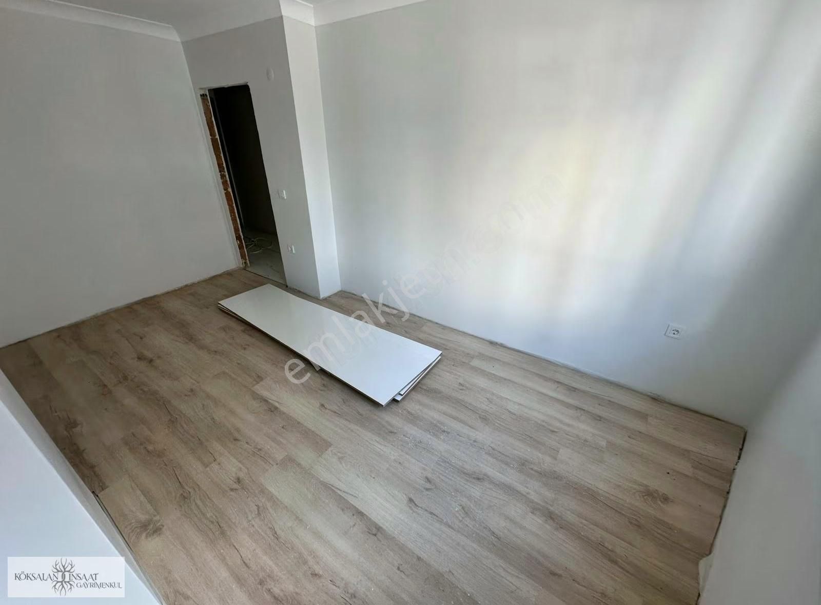 Köksalan'dan Altıntepede Minibüse Yakın 1.kat Sıfır Fırsat Daire - Görsel 12