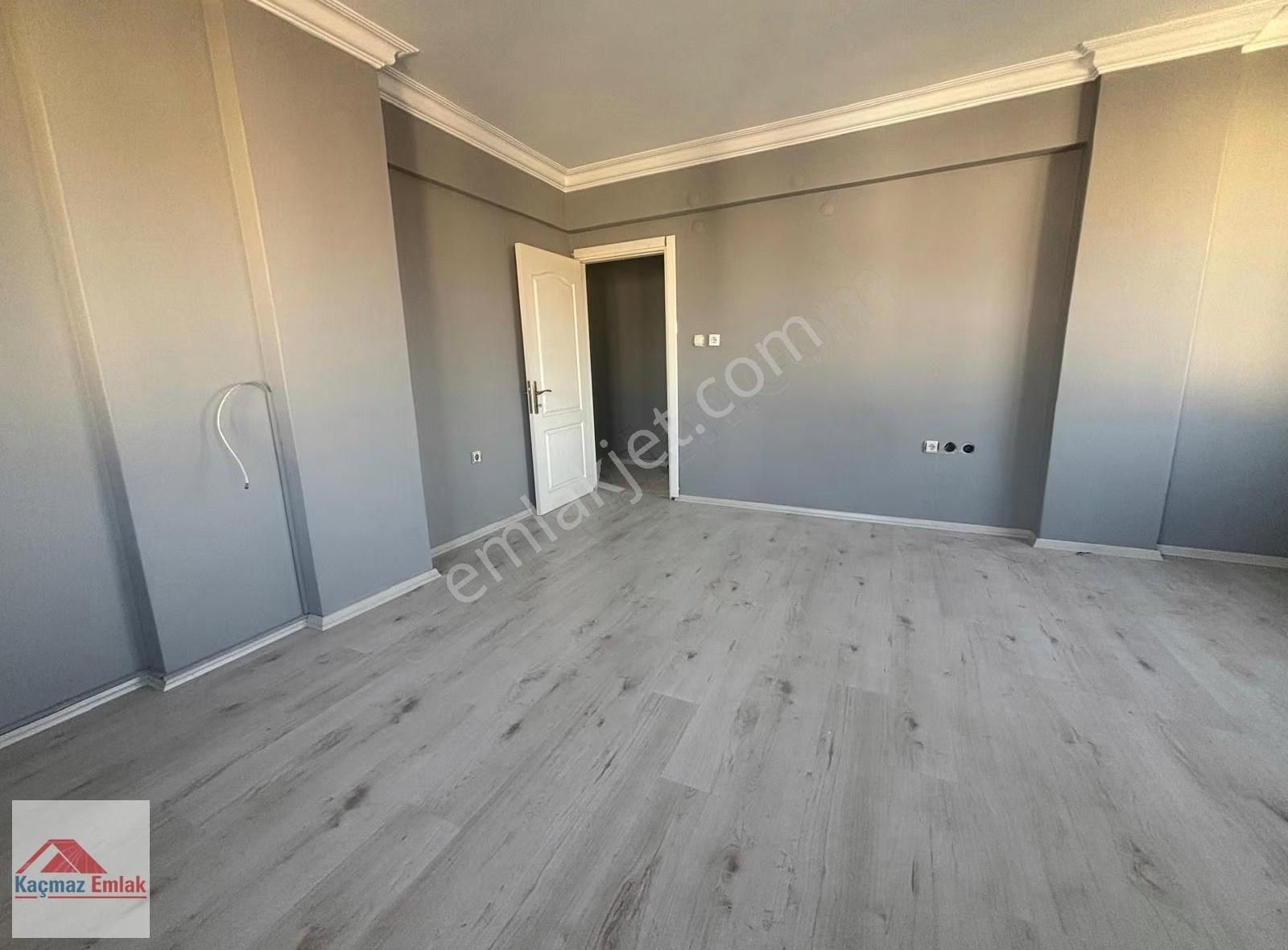 Topselvi' Asansörlü Oldukça Geniş Kullanışlı Kiralık3+1 Dairemiz - Görsel 9