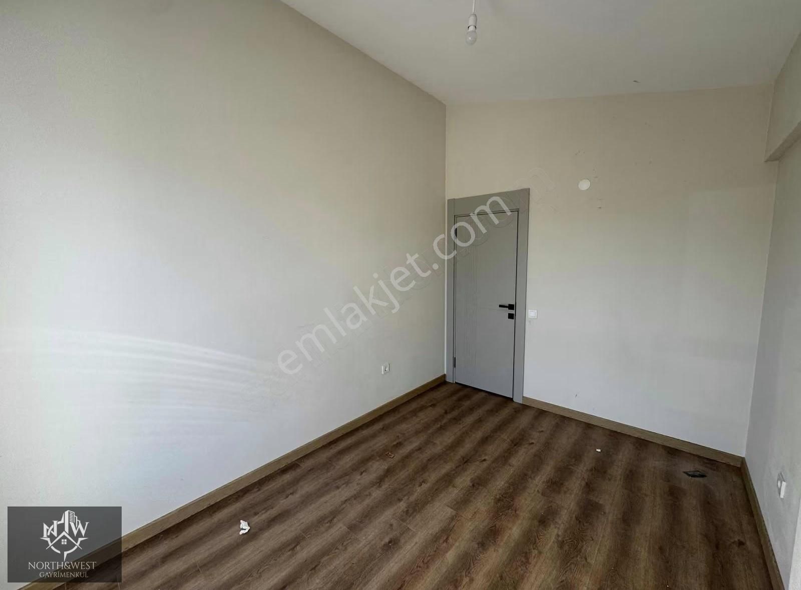 North&west Gayrimenkul'den Bulvarda Kiralık 1+1 Daire - Görsel 9