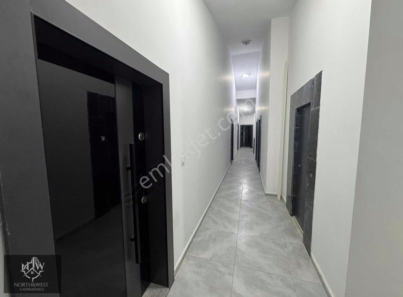 North&west Gayrimenkul'den Bulvarda Kiralık 1+1 Daire - Görsel 2