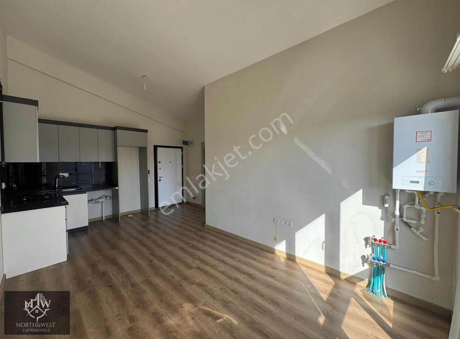 North&west Gayrimenkul'den Bulvarda Kiralık 1+1 Daire - Görsel 5