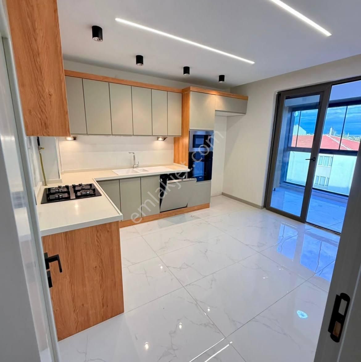 Beylikdüzü'nde Sahibinden Kiralık 2+1 Daire Sahibi İletişim: 𝑂𝟧3𝟕' - 244' - 𝑂4𝟧1' ☑️ - Görsel 5